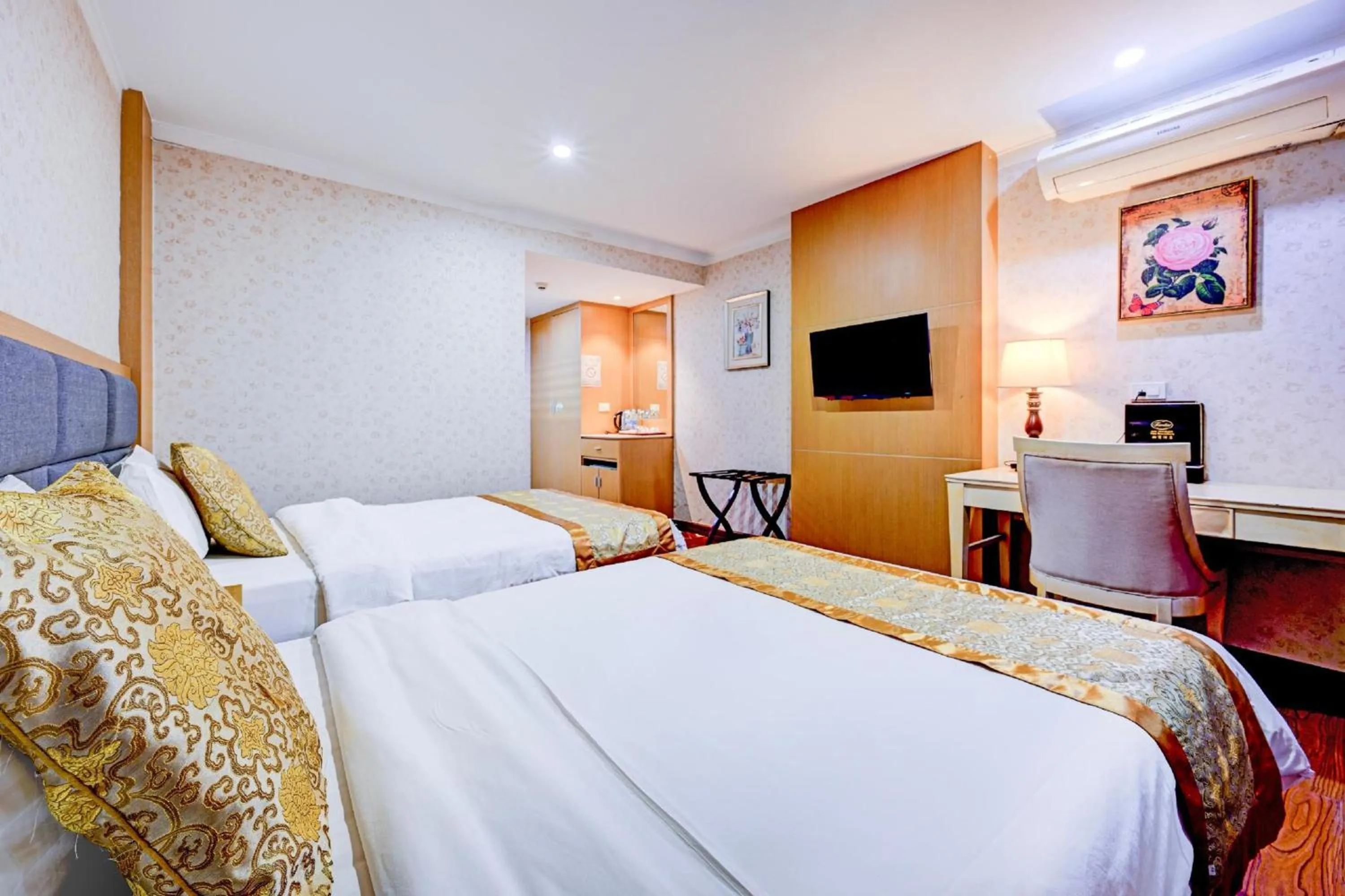 Bedroom, Bed in Palette The Travellers Hotel Bangkok