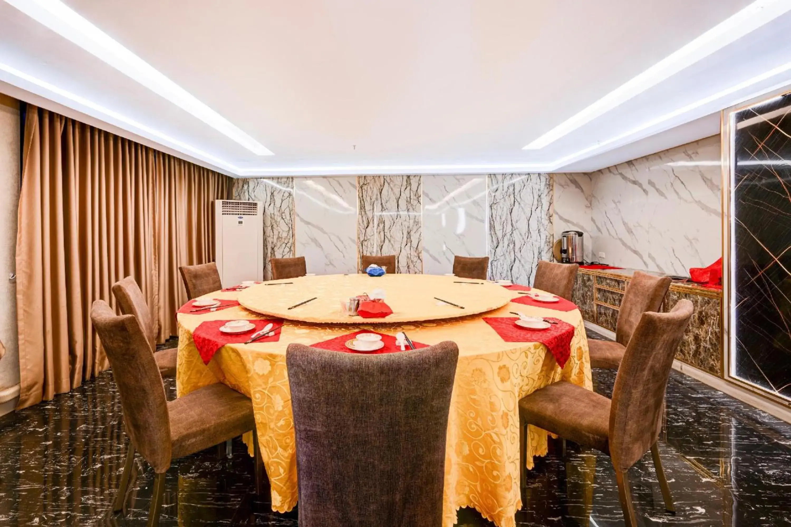 Restaurant/places to eat in Palette The Travellers Hotel Bangkok Restaurant/places to eat in Palette The Travellers Hotel Bangkok