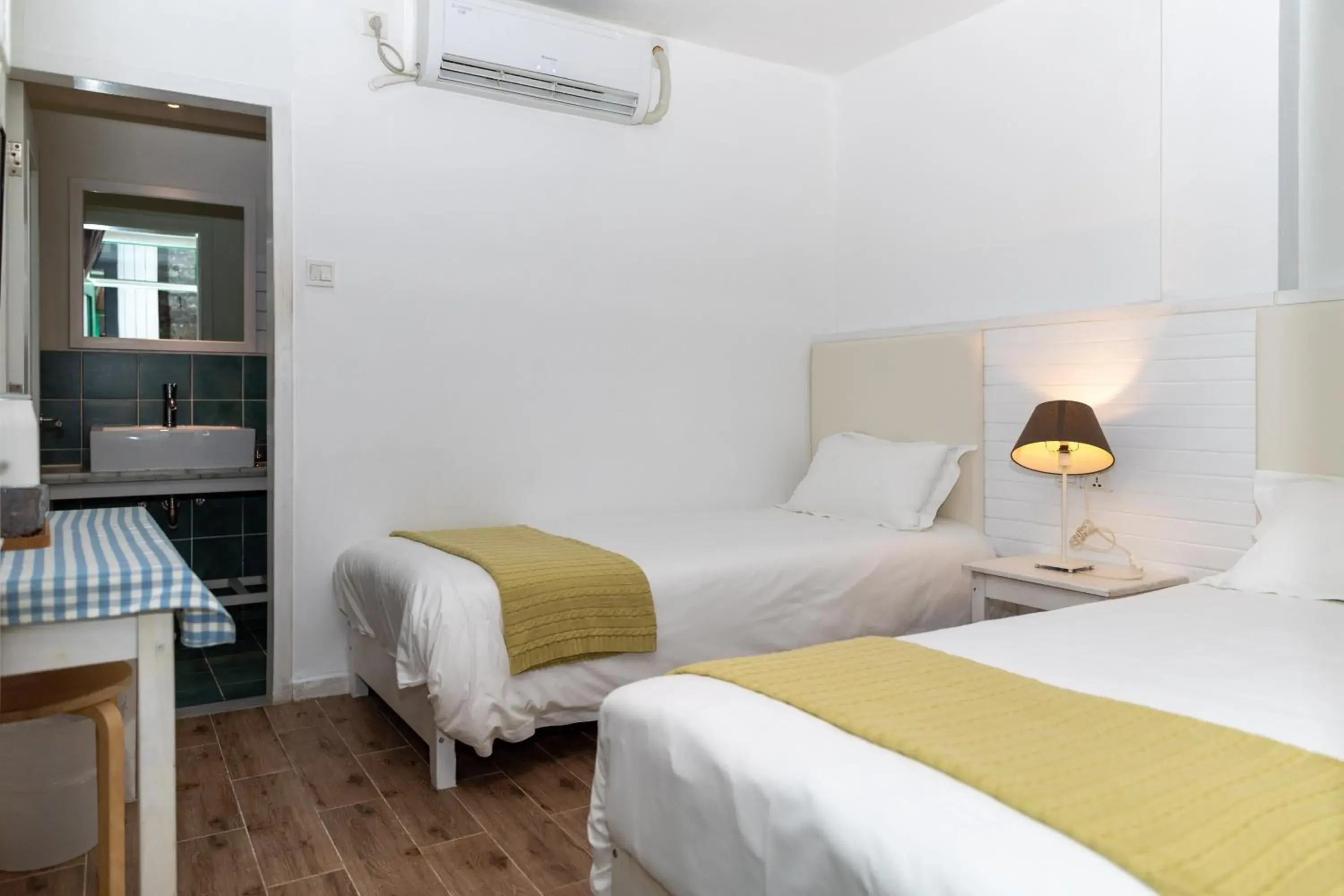 Bed in Peking Station Hostel Bed in Peking Station Hostel