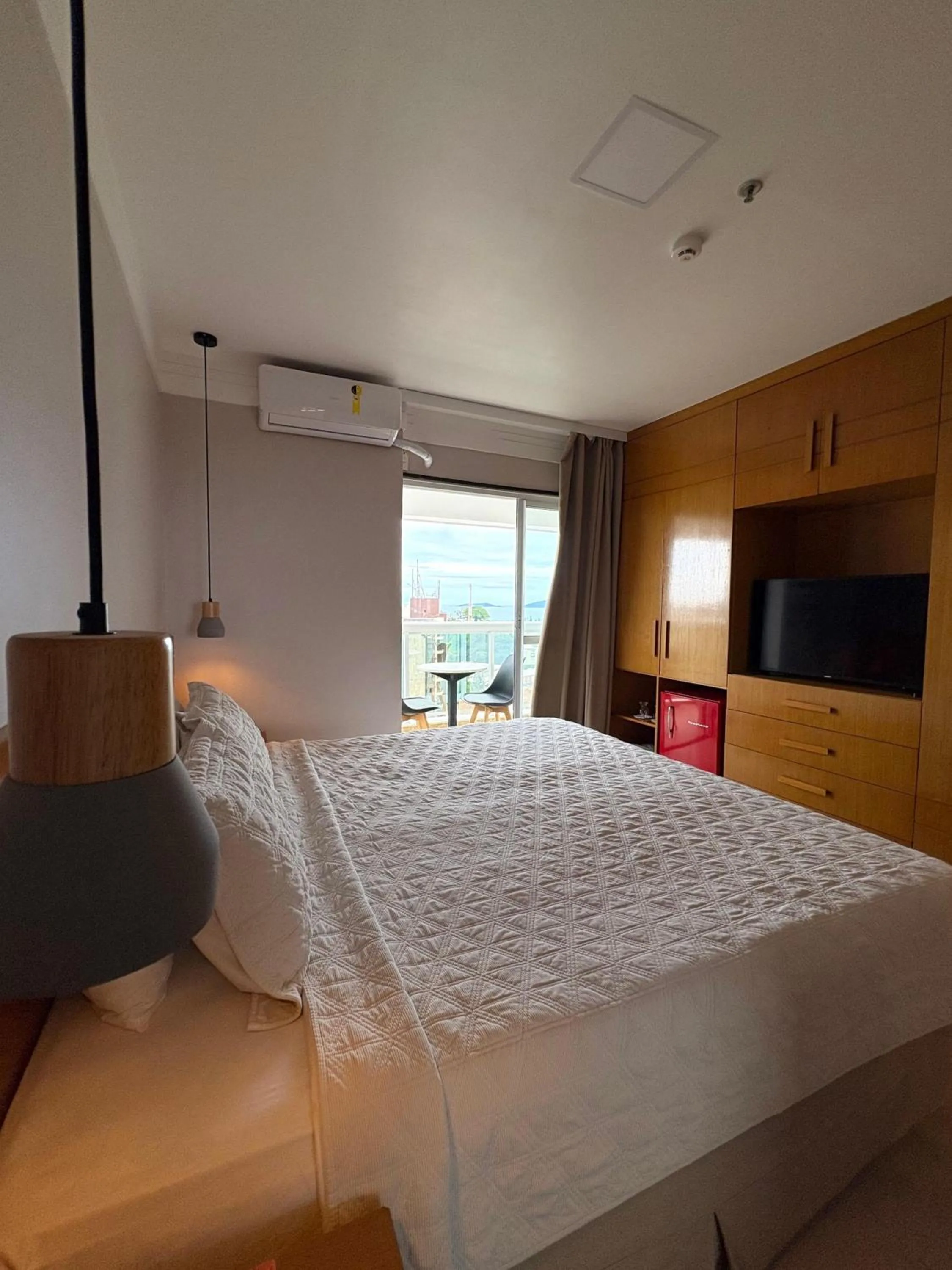 Bed in Royal Urban Macaé Hotel