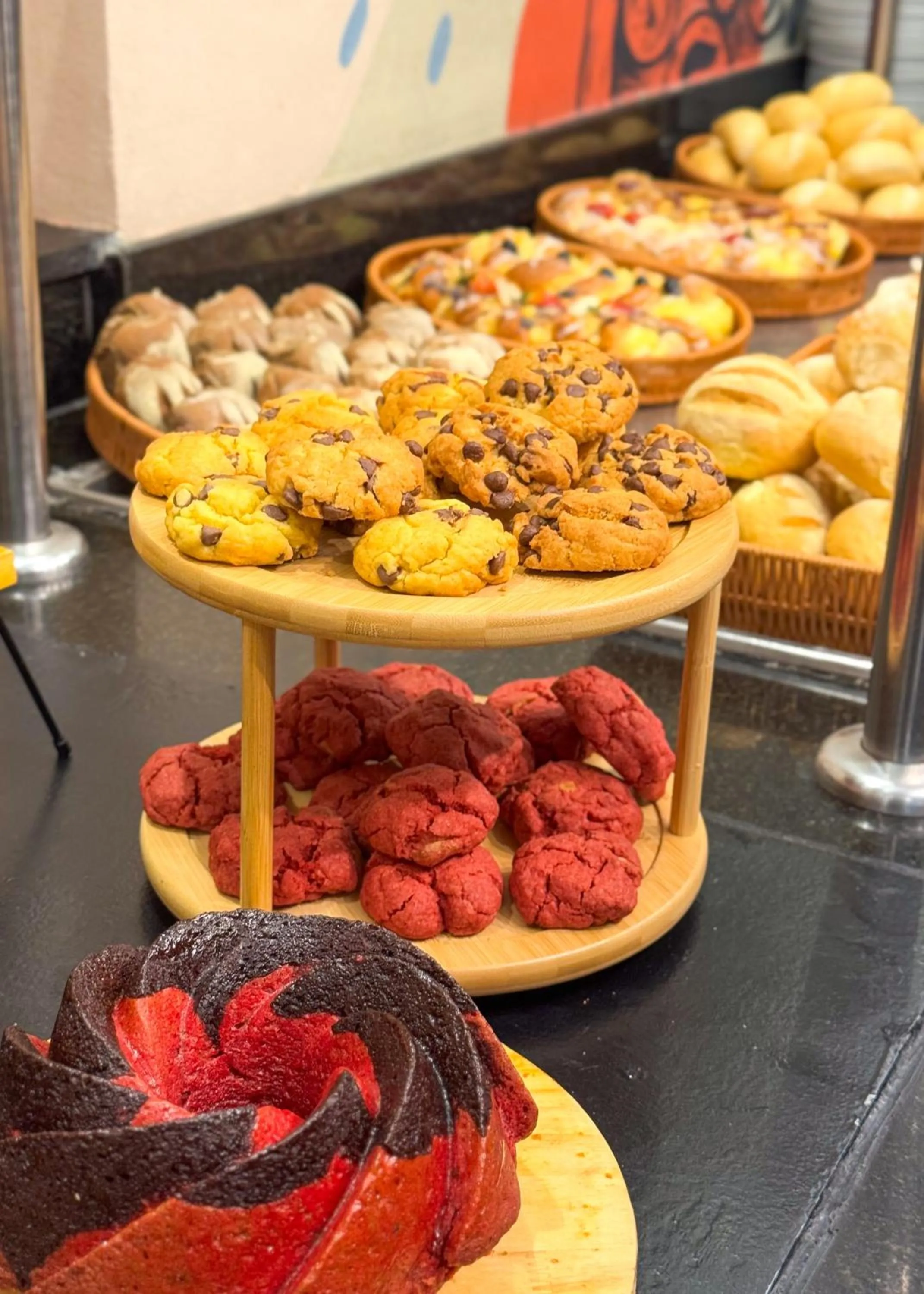 Buffet breakfast in Royal Urban Macaé Hotel