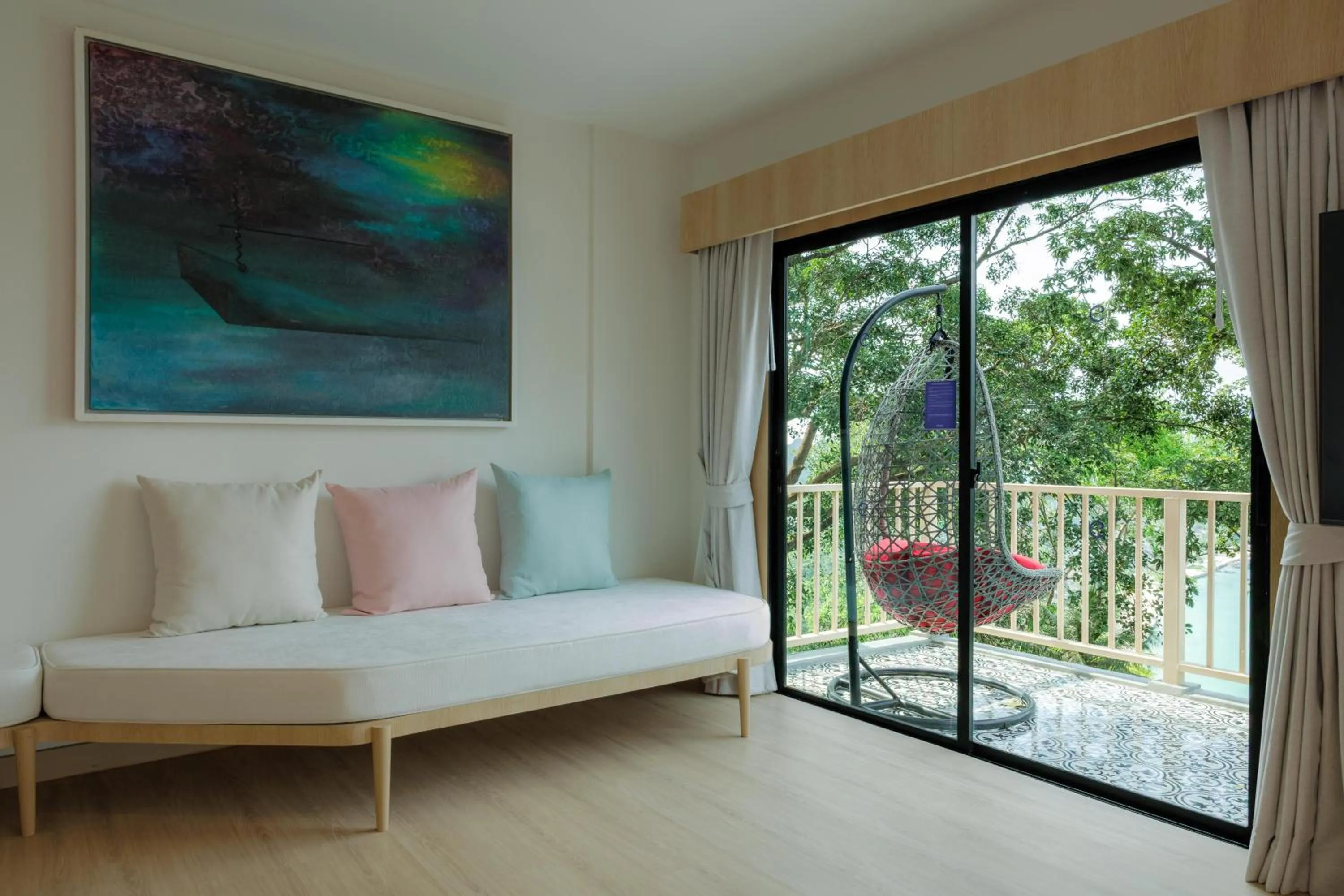 Living room, Bed in Centara Villas Phi Phi Island