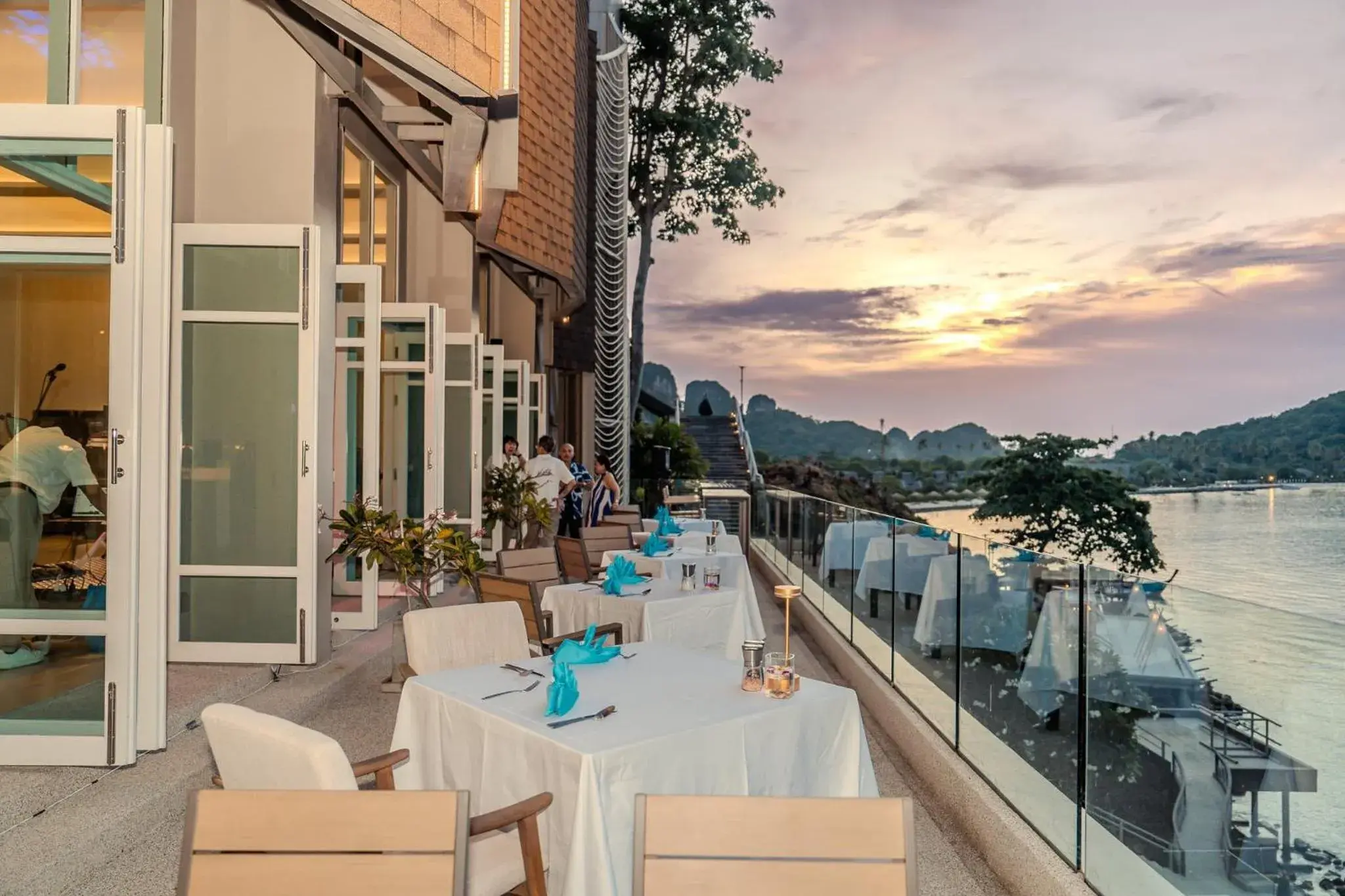 Restaurant/places to eat in Centara Villas Phi Phi Island Restaurant/places to eat in Centara Villas Phi Phi Island