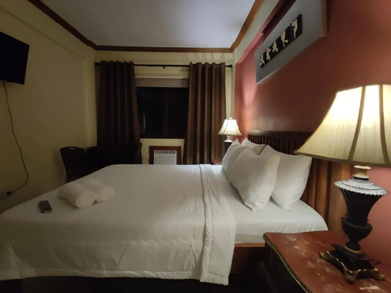 Bedroom, Bed in Spring Plaza Hotel Bedroom, Bed in Spring Plaza Hotel