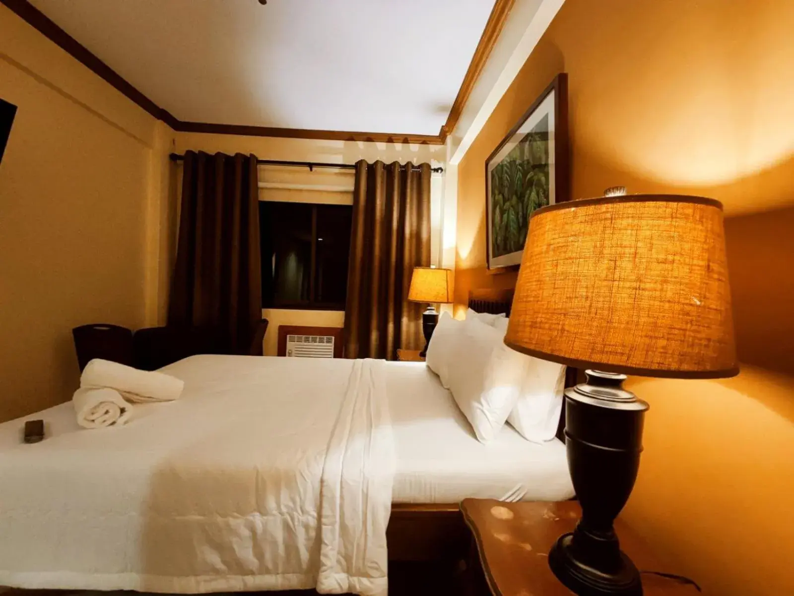 Bedroom, Bed in Spring Plaza Hotel Bedroom, Bed in Spring Plaza Hotel