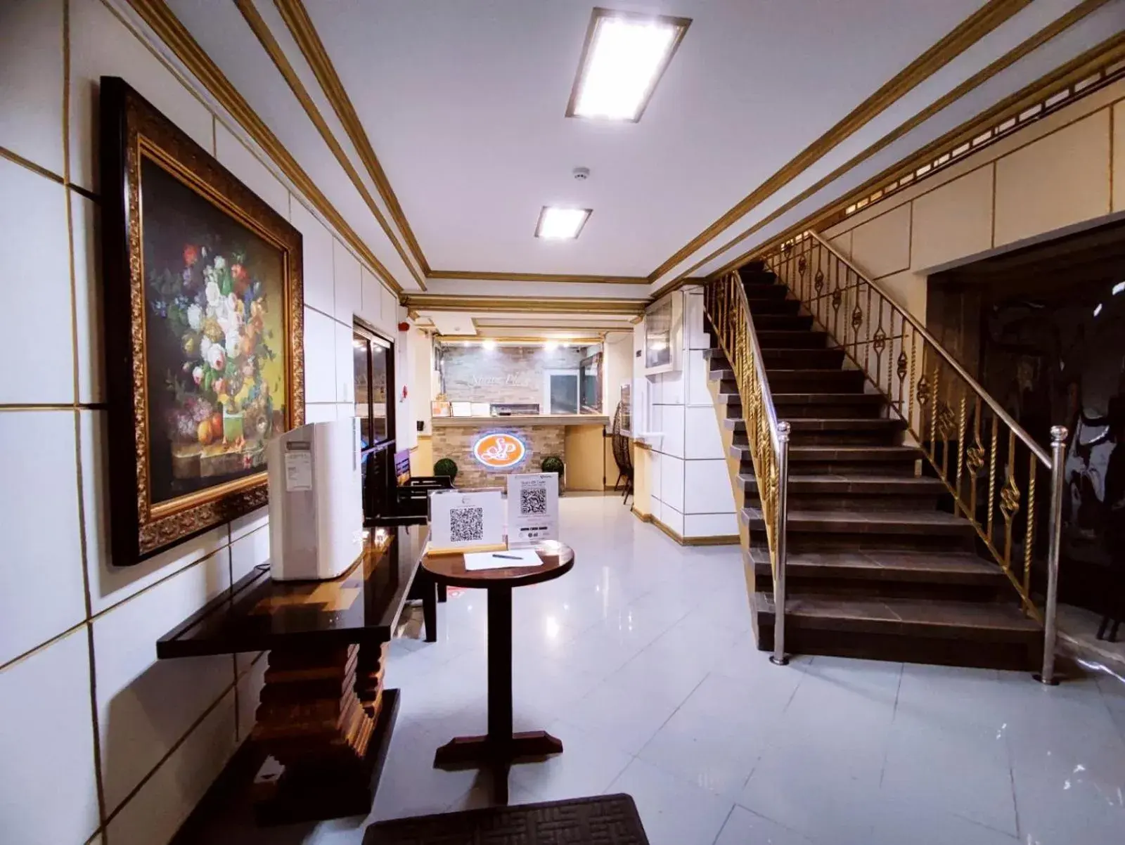 Lobby or reception in Spring Plaza Hotel Lobby or reception in Spring Plaza Hotel