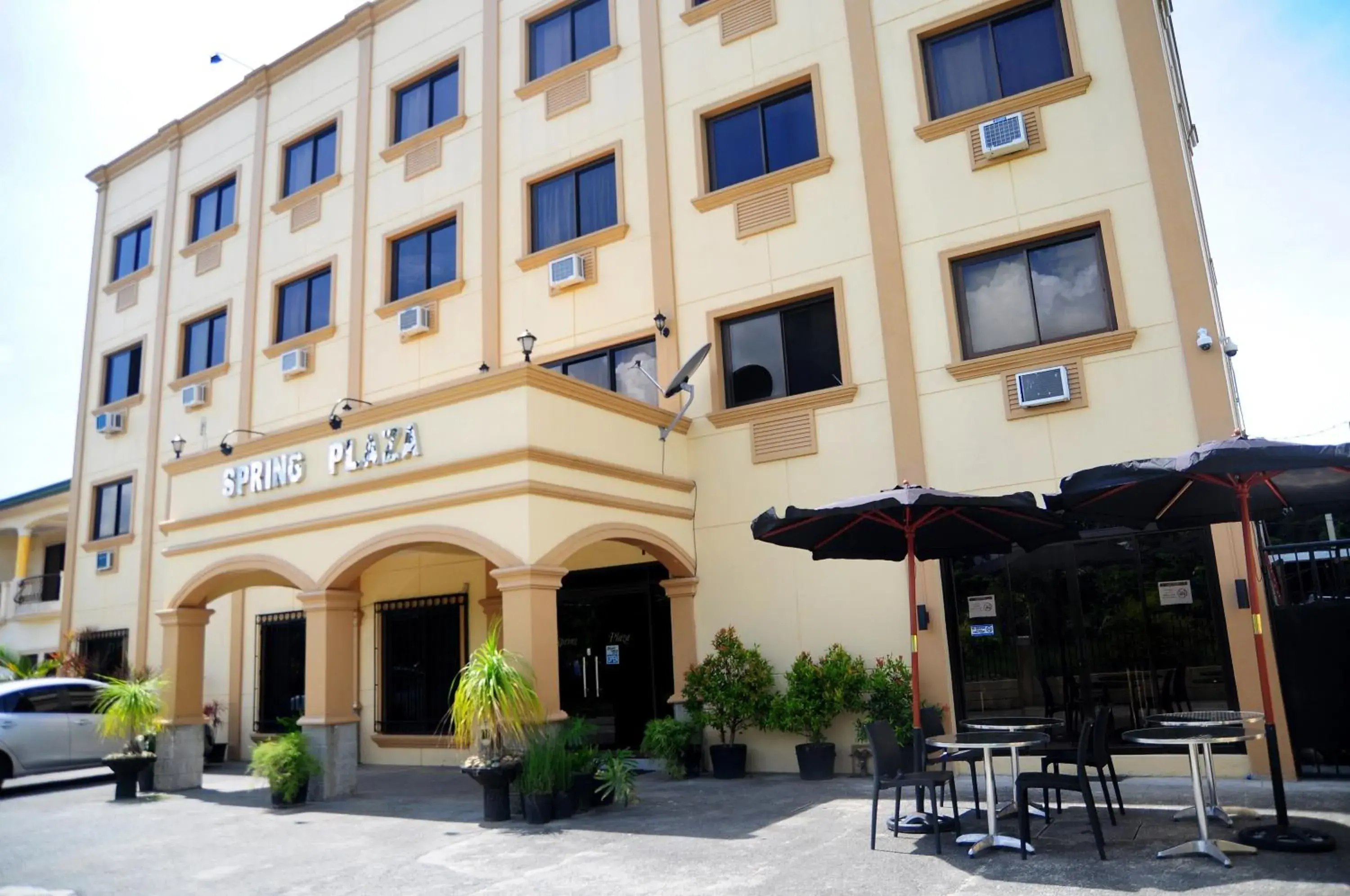 Property building in Spring Plaza Hotel Property building in Spring Plaza Hotel