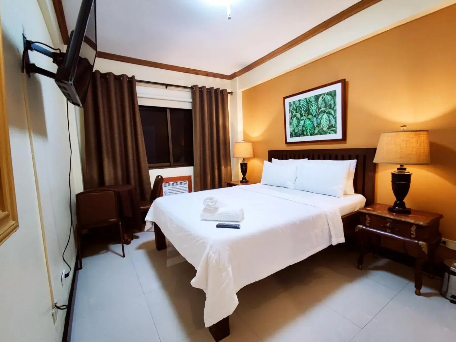 Bedroom, Bed in Spring Plaza Hotel Bedroom, Bed in Spring Plaza Hotel