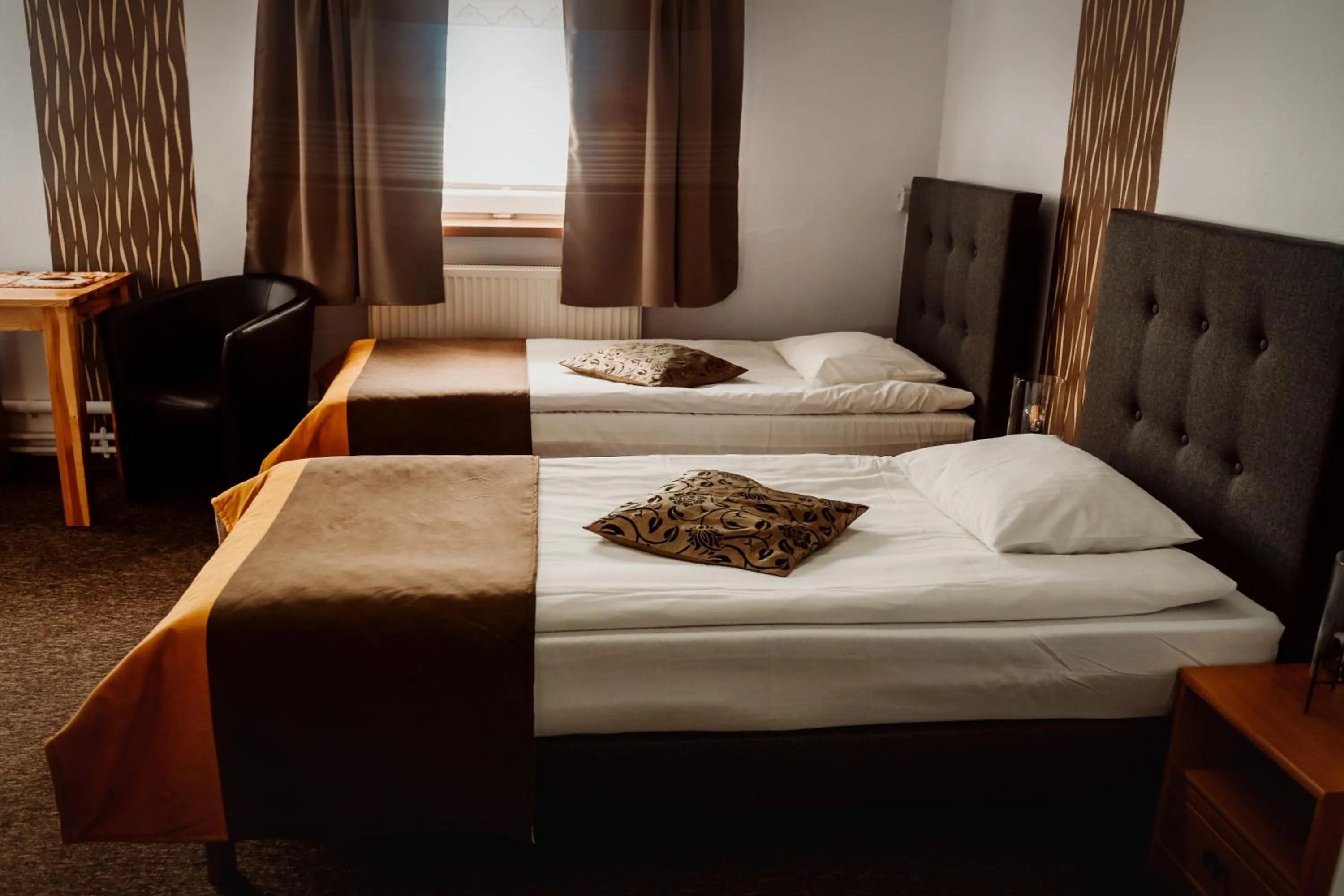 Twin Room - single occupancy in Browar Osjann - pokoje gościnne