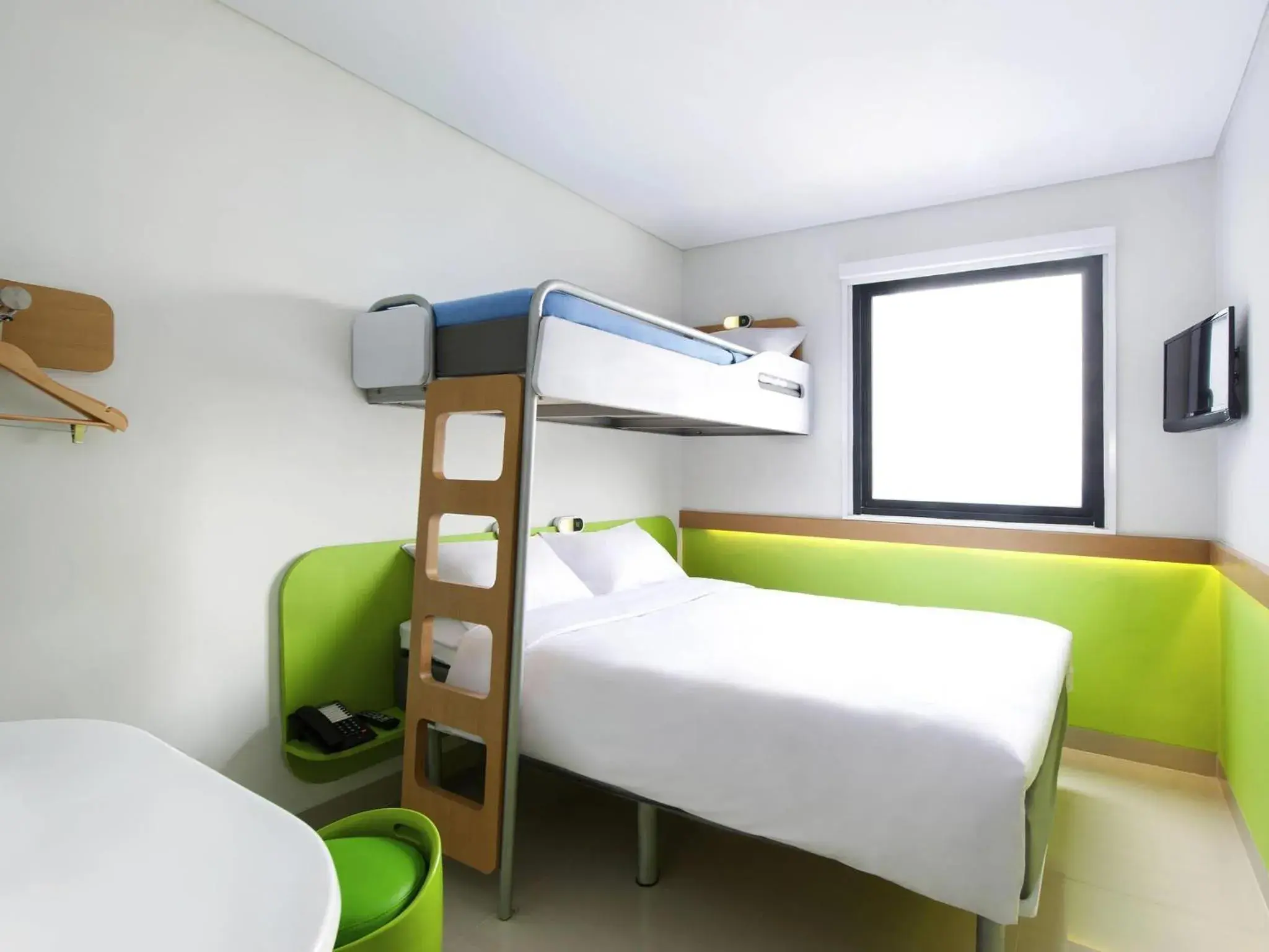 Bedroom in Ibis Budget Jakarta Daan Mogot Bedroom in Ibis Budget Jakarta Daan Mogot