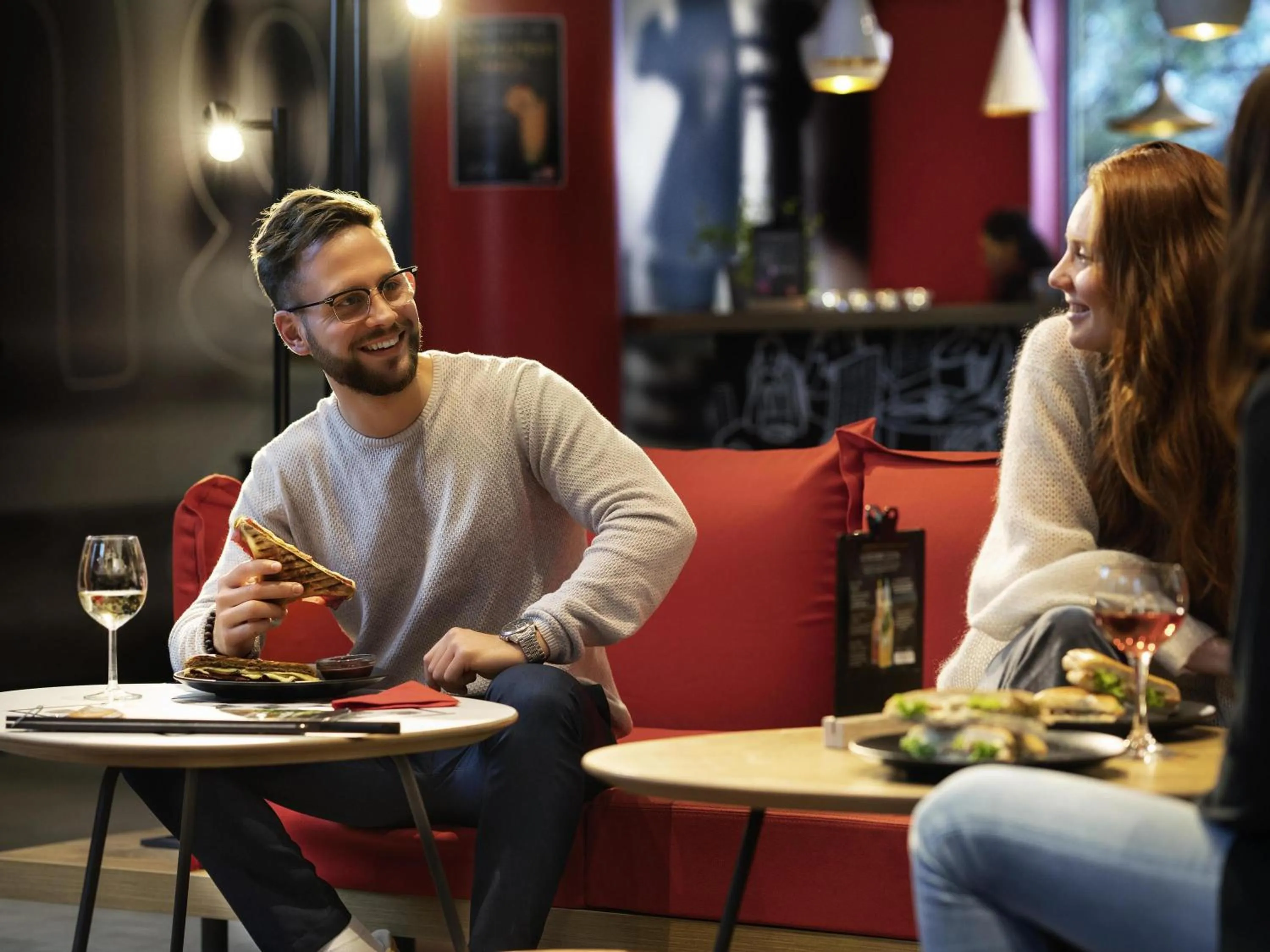 Lounge or bar in Ibis Porto Alegre Assis Brasil