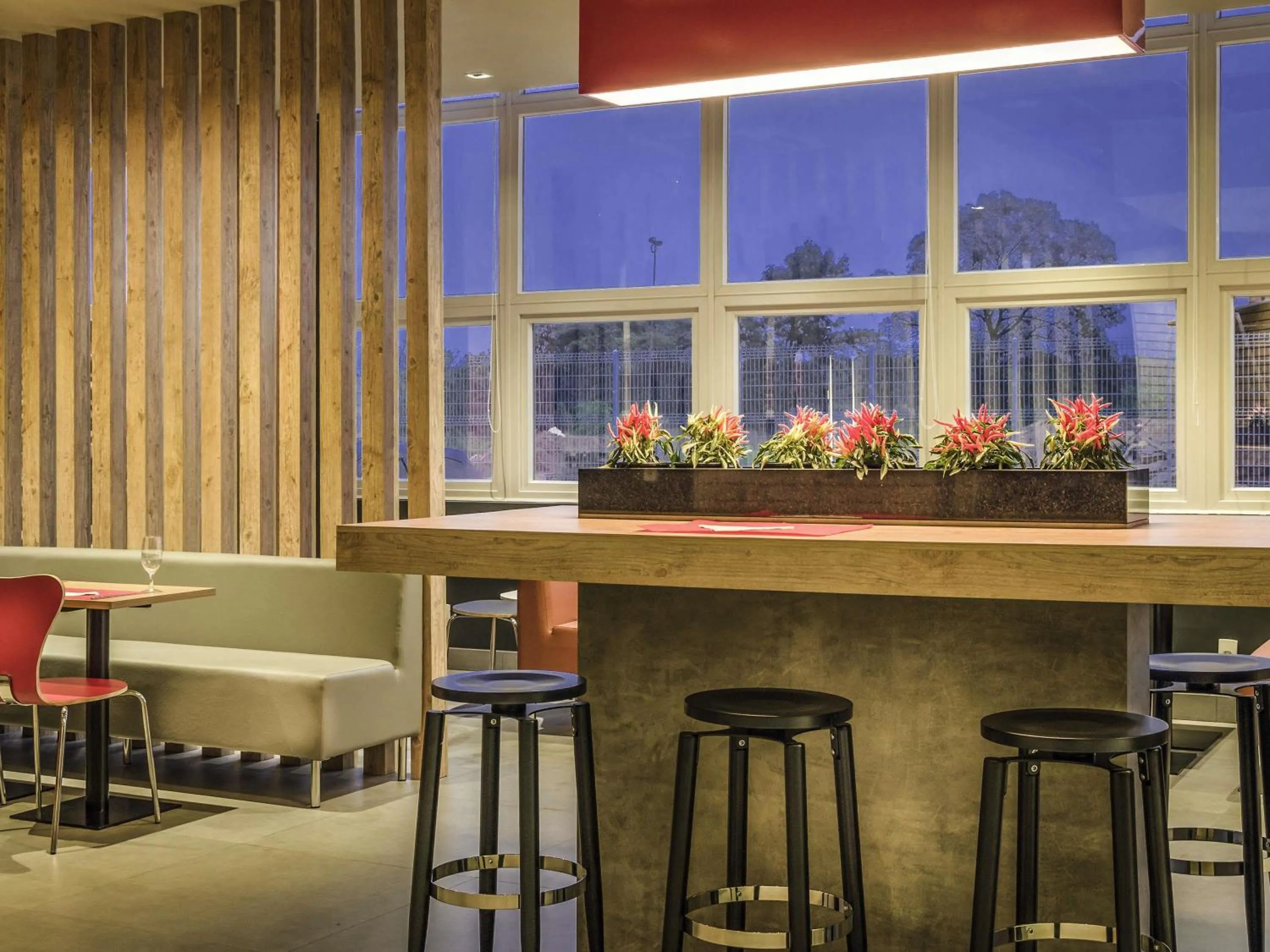 Meeting/conference room in Ibis Porto Alegre Assis Brasil