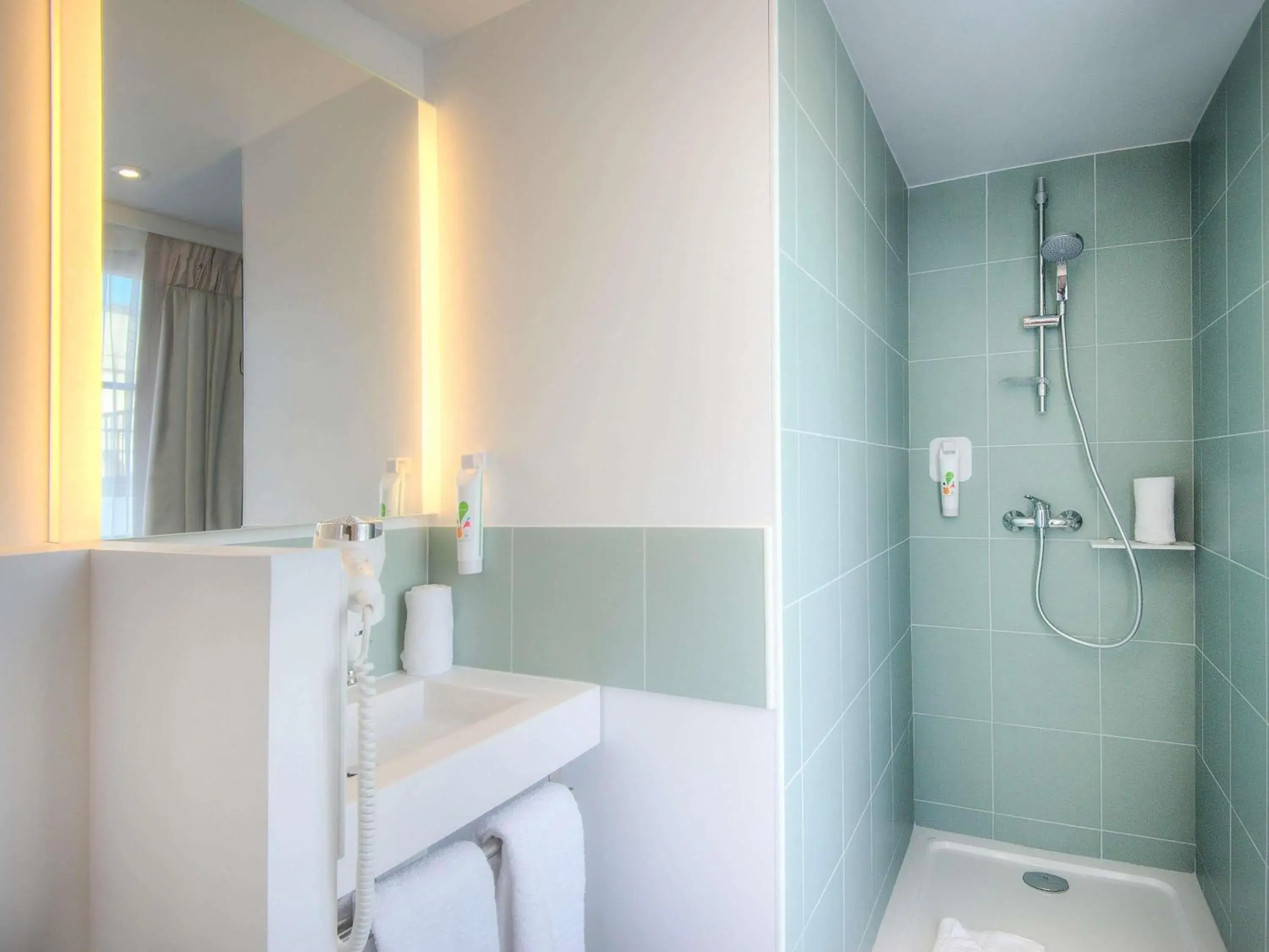 Bedroom in Ibis Styles Nice Centre Gare Bedroom in Ibis Styles Nice Centre Gare