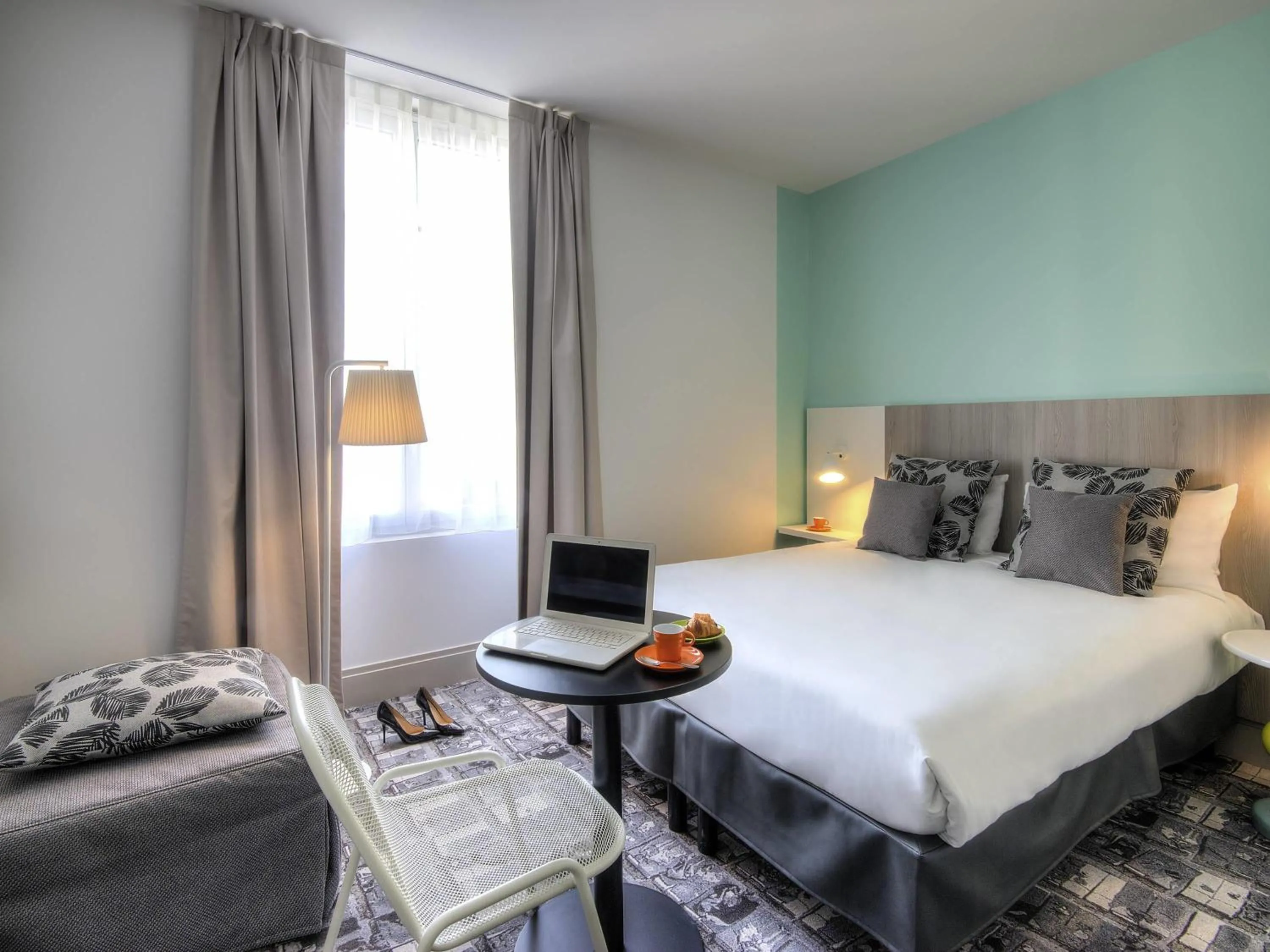 Bedroom, Bed in Ibis Styles Nice Centre Gare