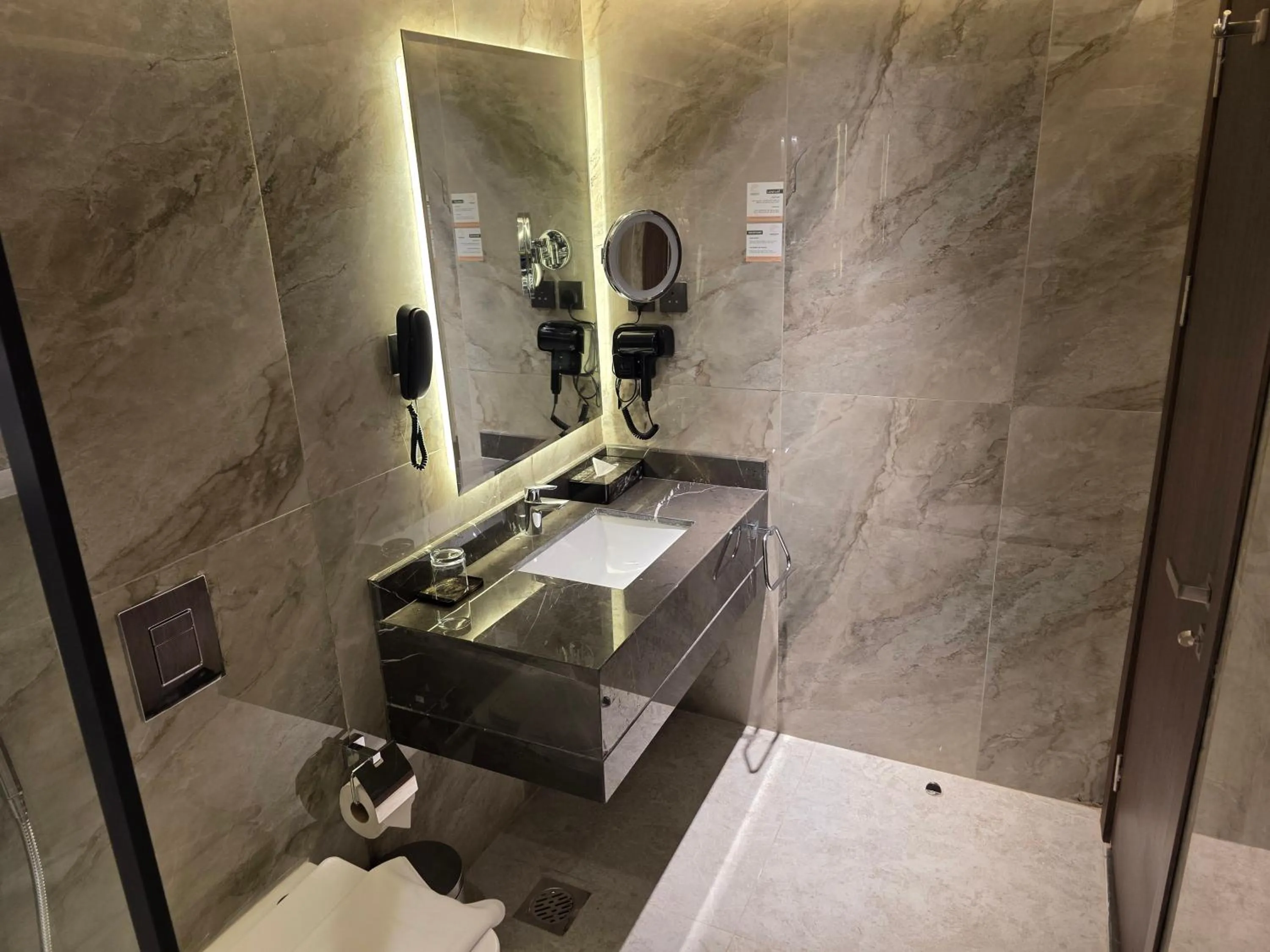 Bathroom in Sedra Global Hotel, Madinah