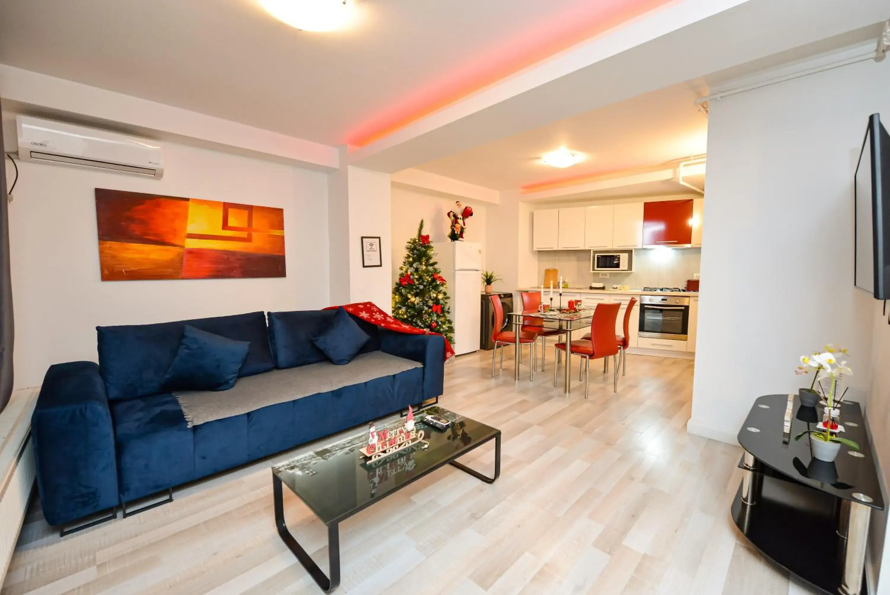 Deluxe Apartment in City Center Suite With Terrace Deluxe Apartment in City Center Suite With Terrace