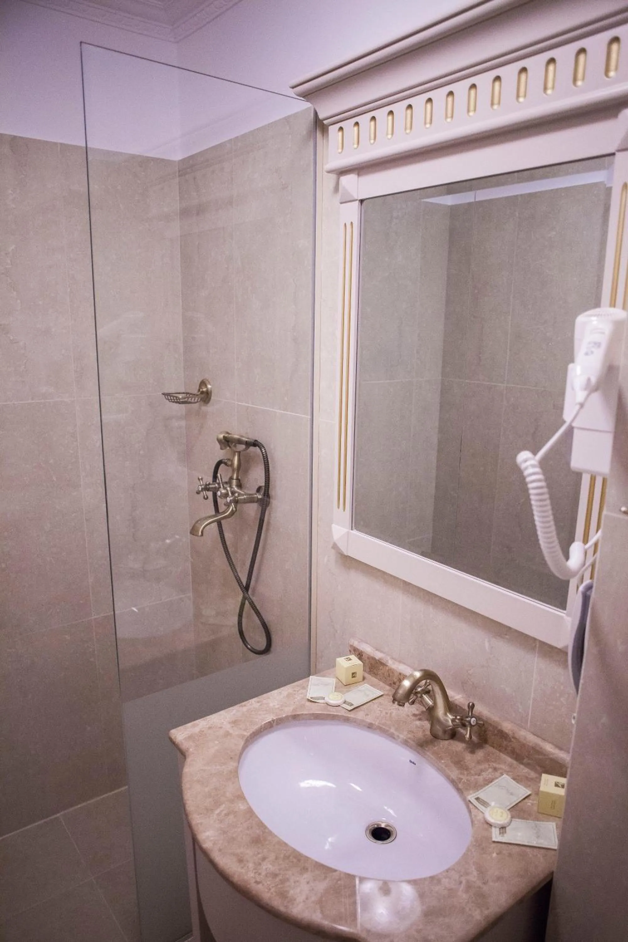 Shower in Hotel Sulina International
