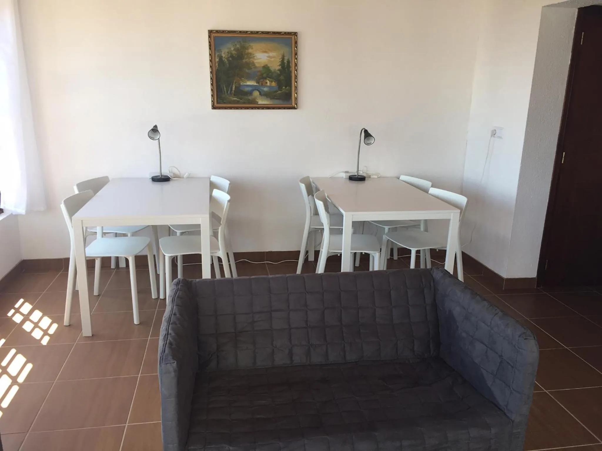 Communal lounge/ TV room in Residencias Varadouro