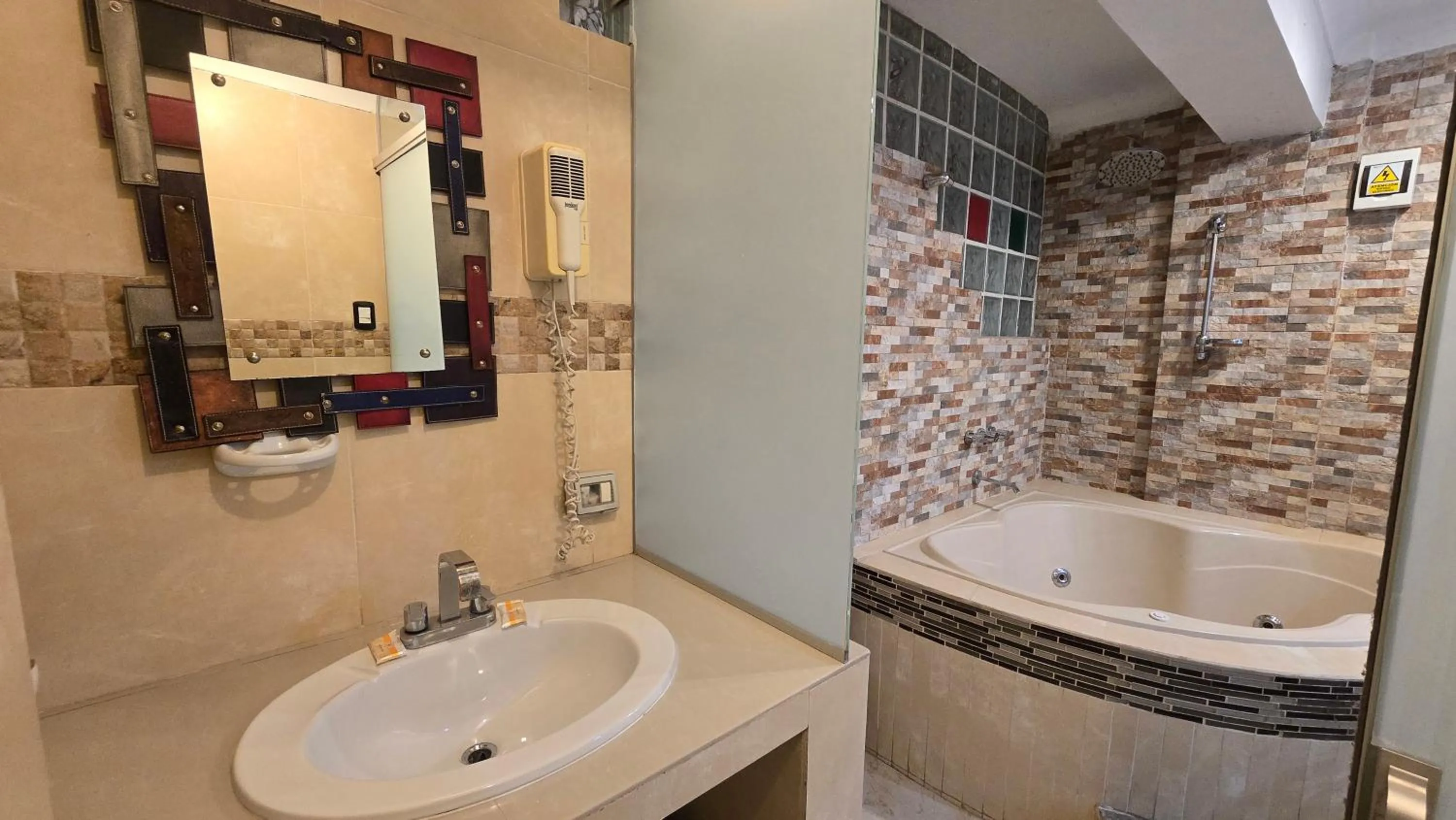 Bathroom in Hotel Cusco Museo