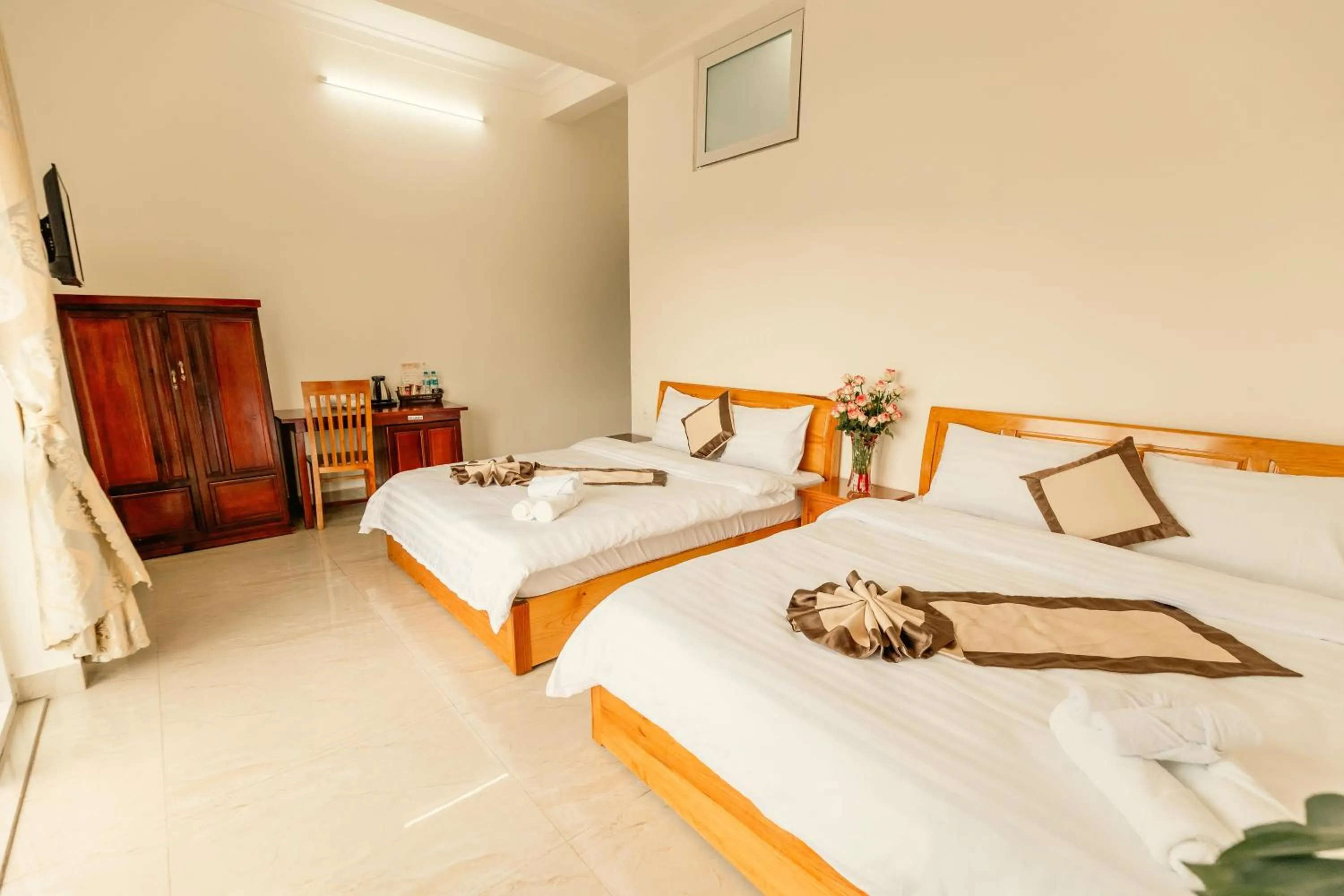 Bed in Lê Mùi Hotel - Apartment