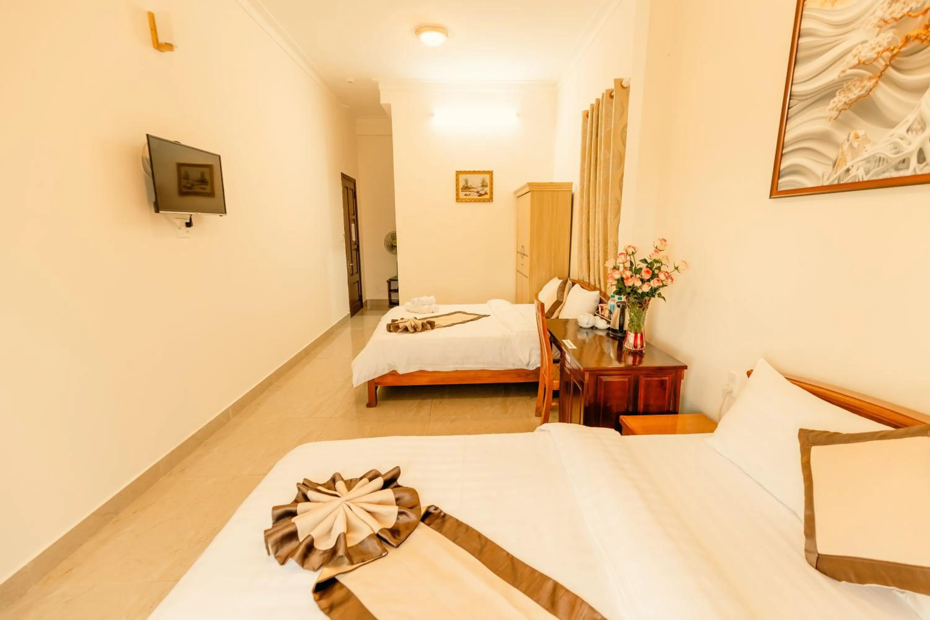 Bed in Lê Mùi Hotel - Apartment