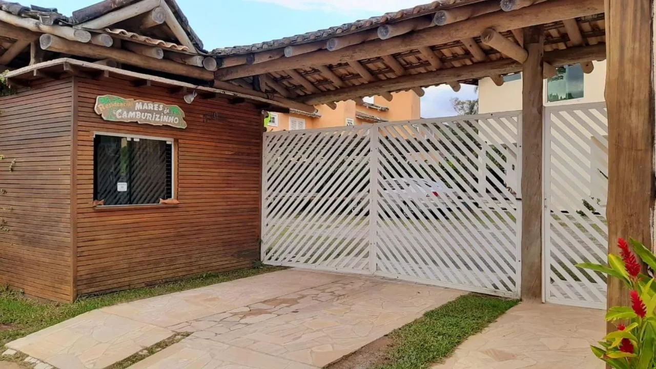 Facade/entrance in Mares de Camburizinho