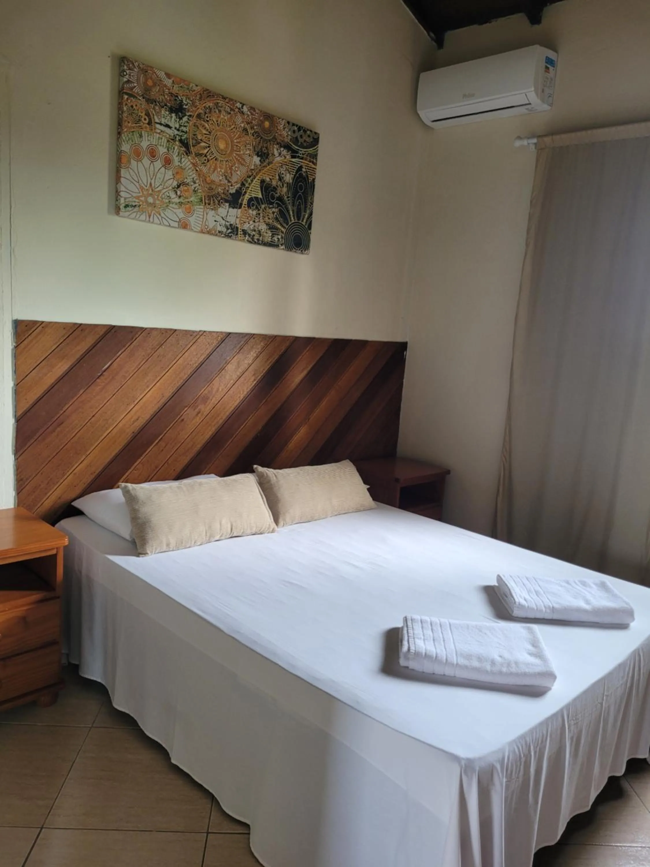 Bed in Mares de Camburizinho