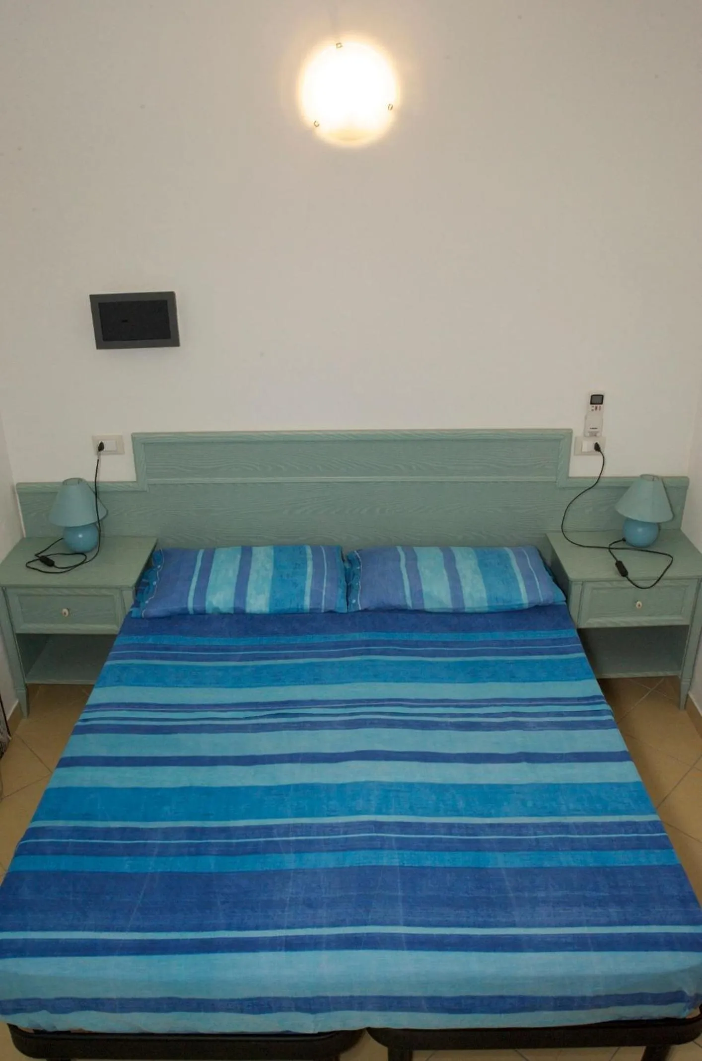 Bed in Residence Blu Marlin Natural free beach