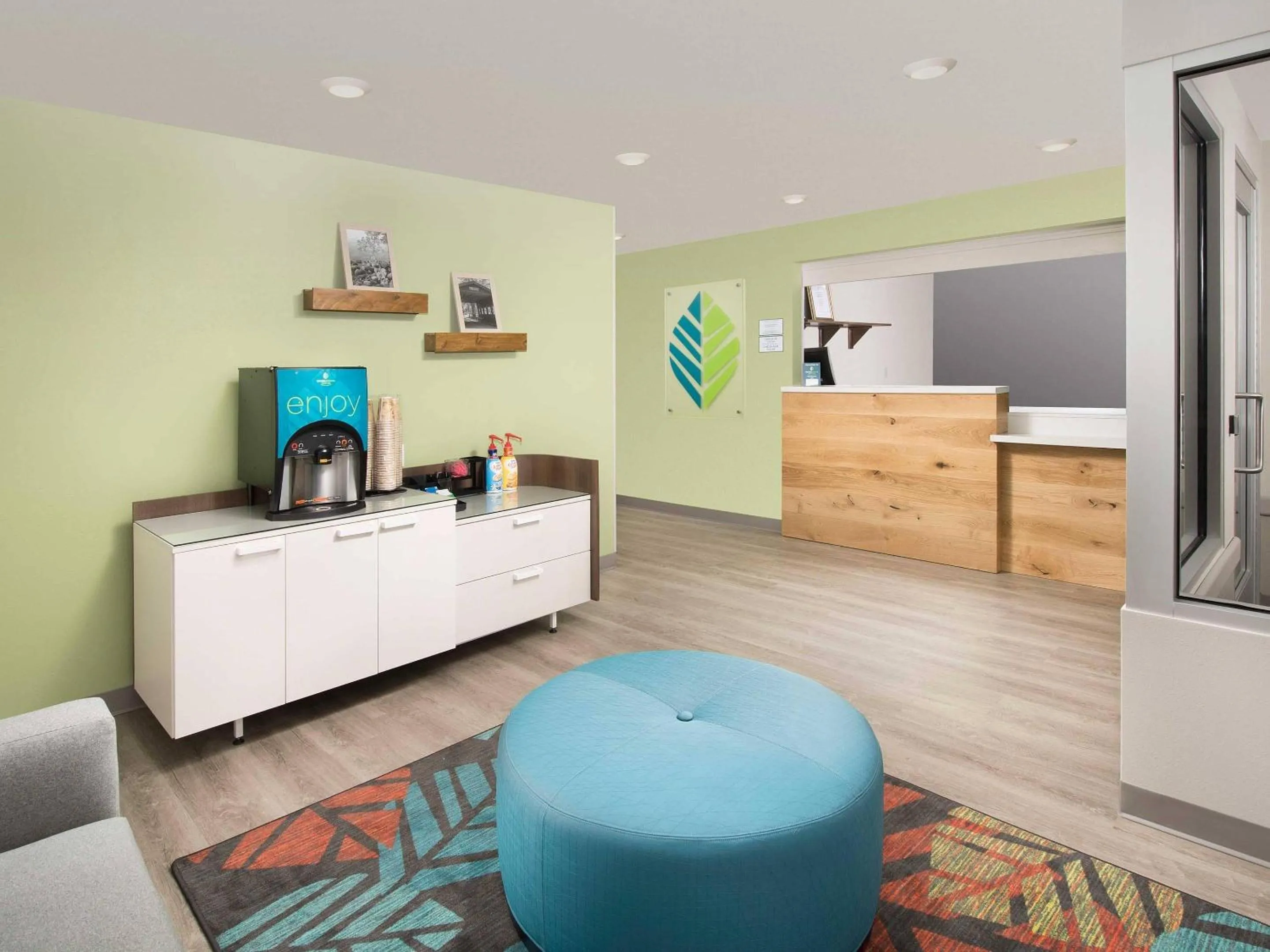WoodSpring Suites Buford near Mall of Georgia-Lake Lanier