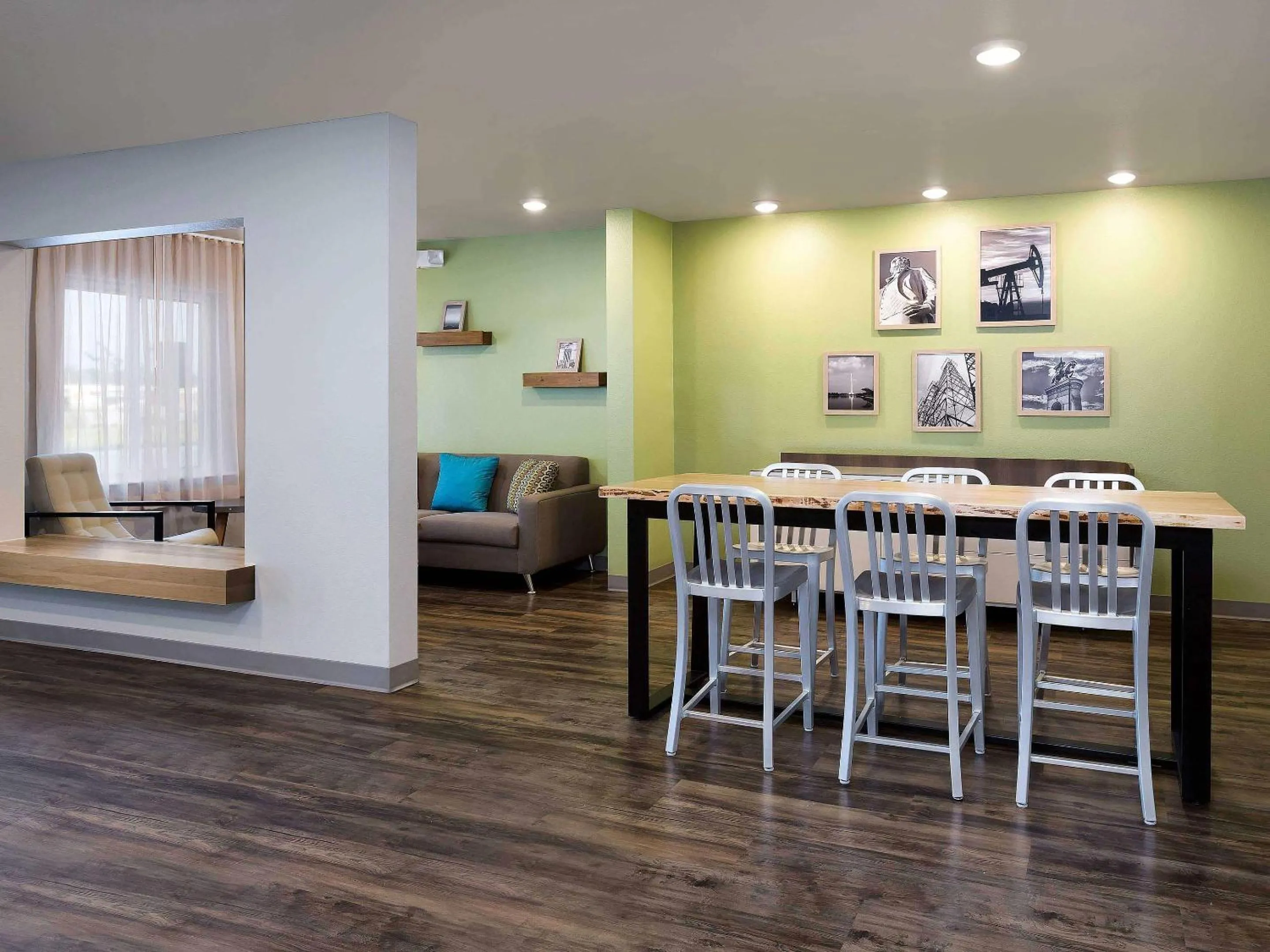 WoodSpring Suites Buford near Mall of Georgia-Lake Lanier