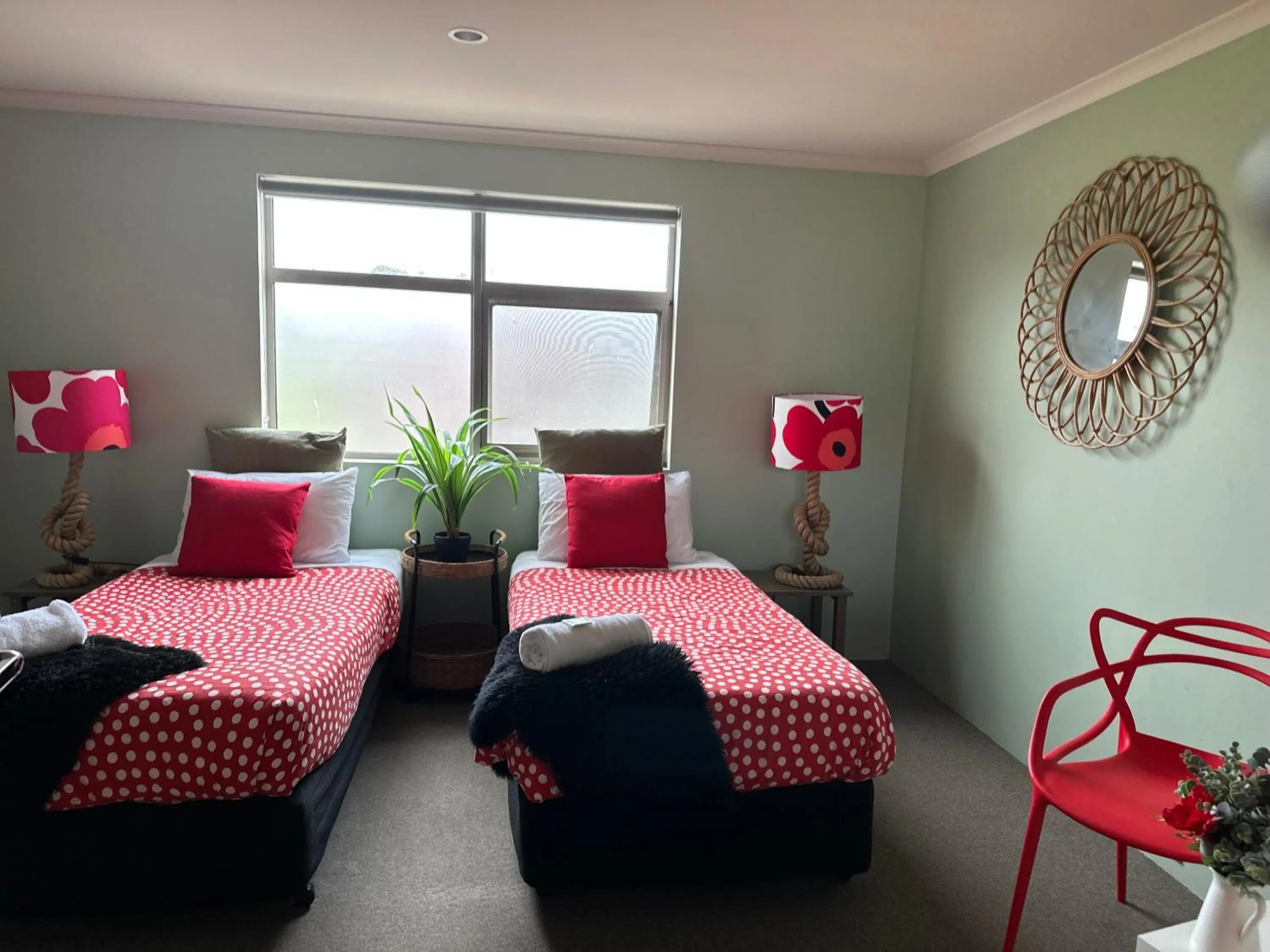 Photo of the whole room, Bed in Sow and Piglets Guesthouse