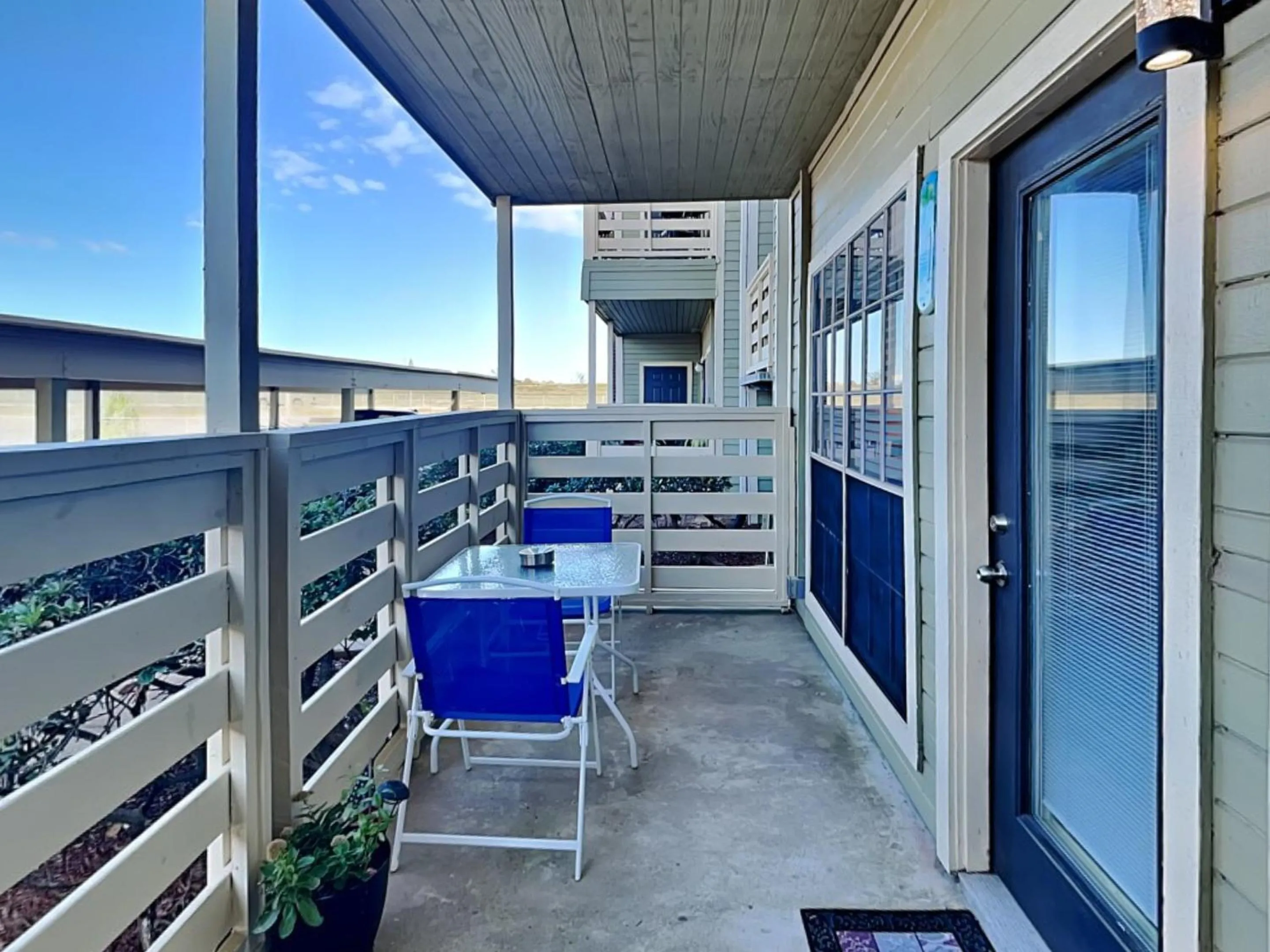 Harbor East Condominiums 414D