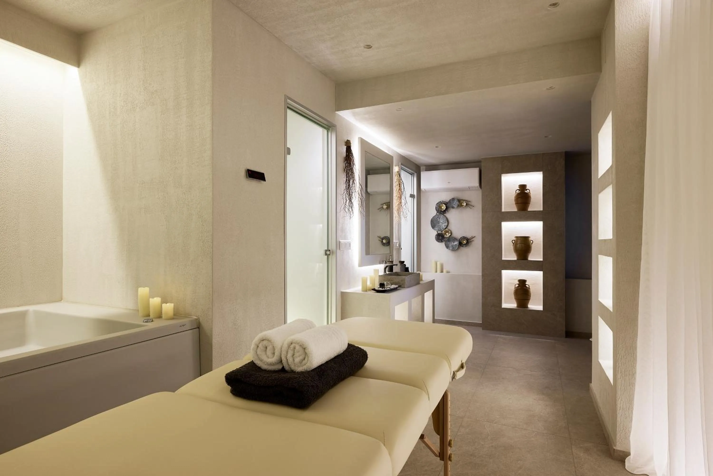Spa and wellness centre/facilities, Bed in Garifalakis Comfort Rooms