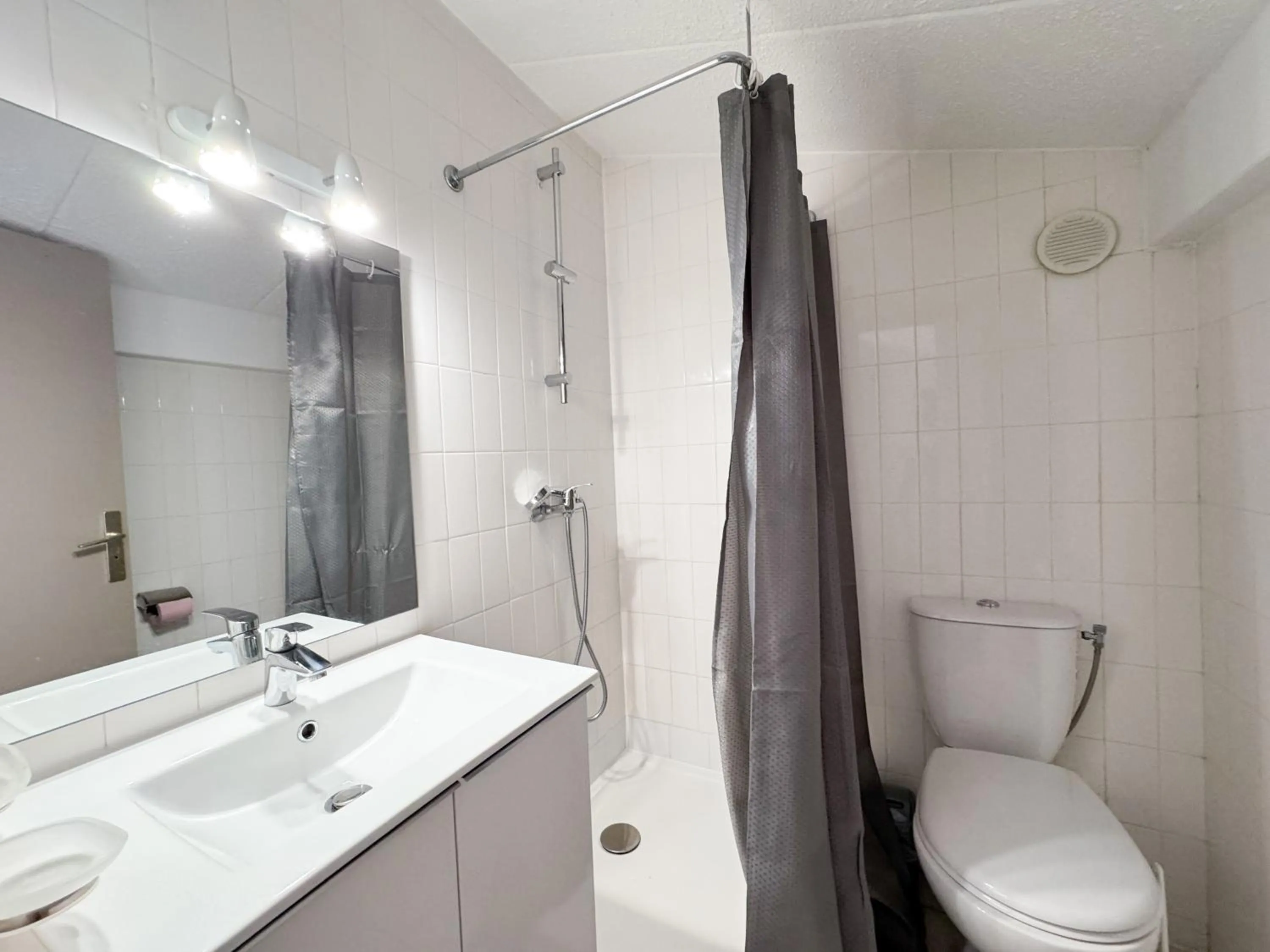 Bathroom in Malibu Village