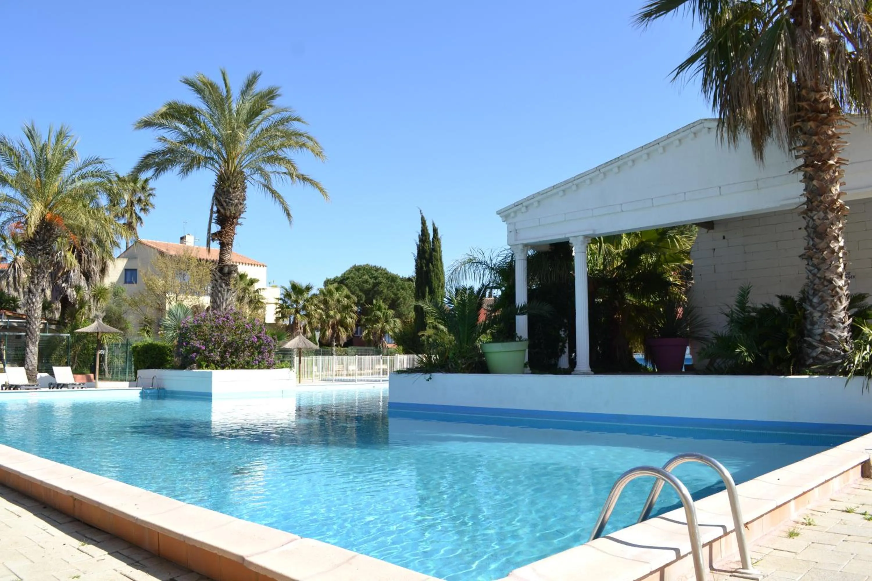 Swimming pool in Malibu Village