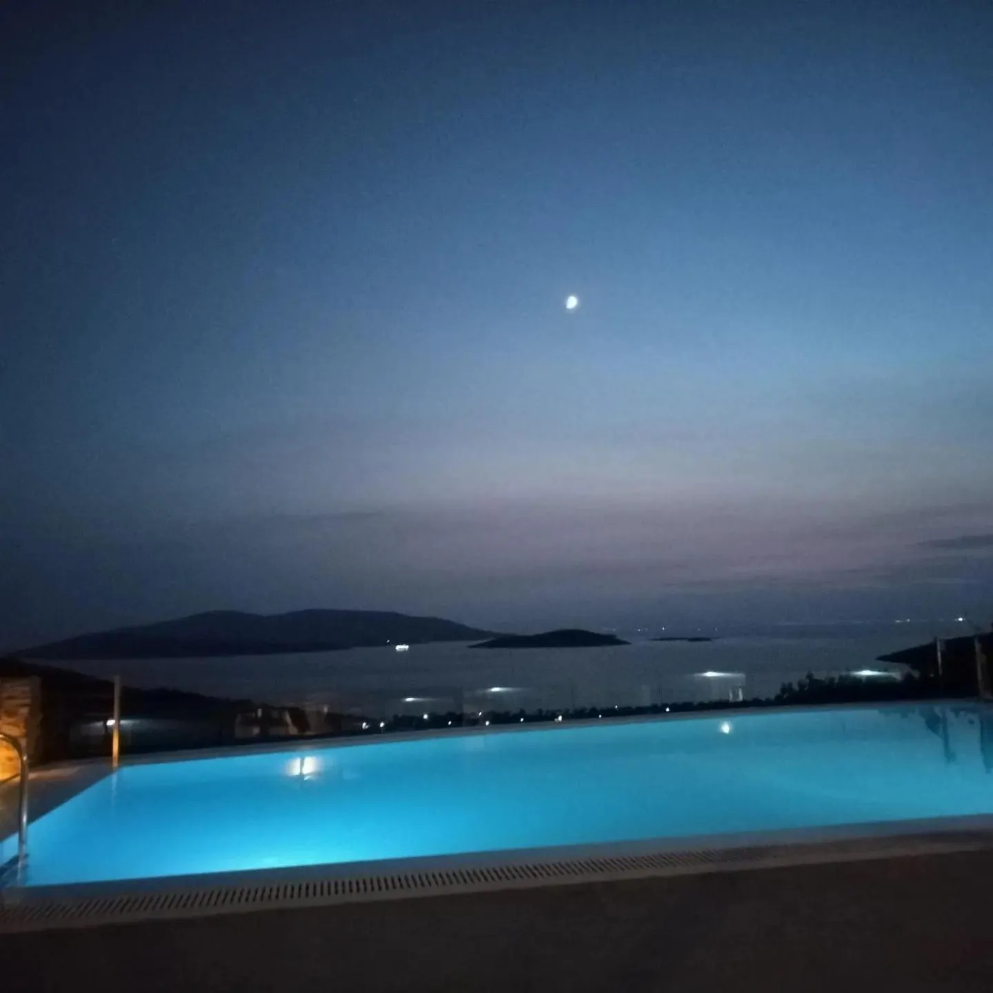 Night in Celini Suites Hotel