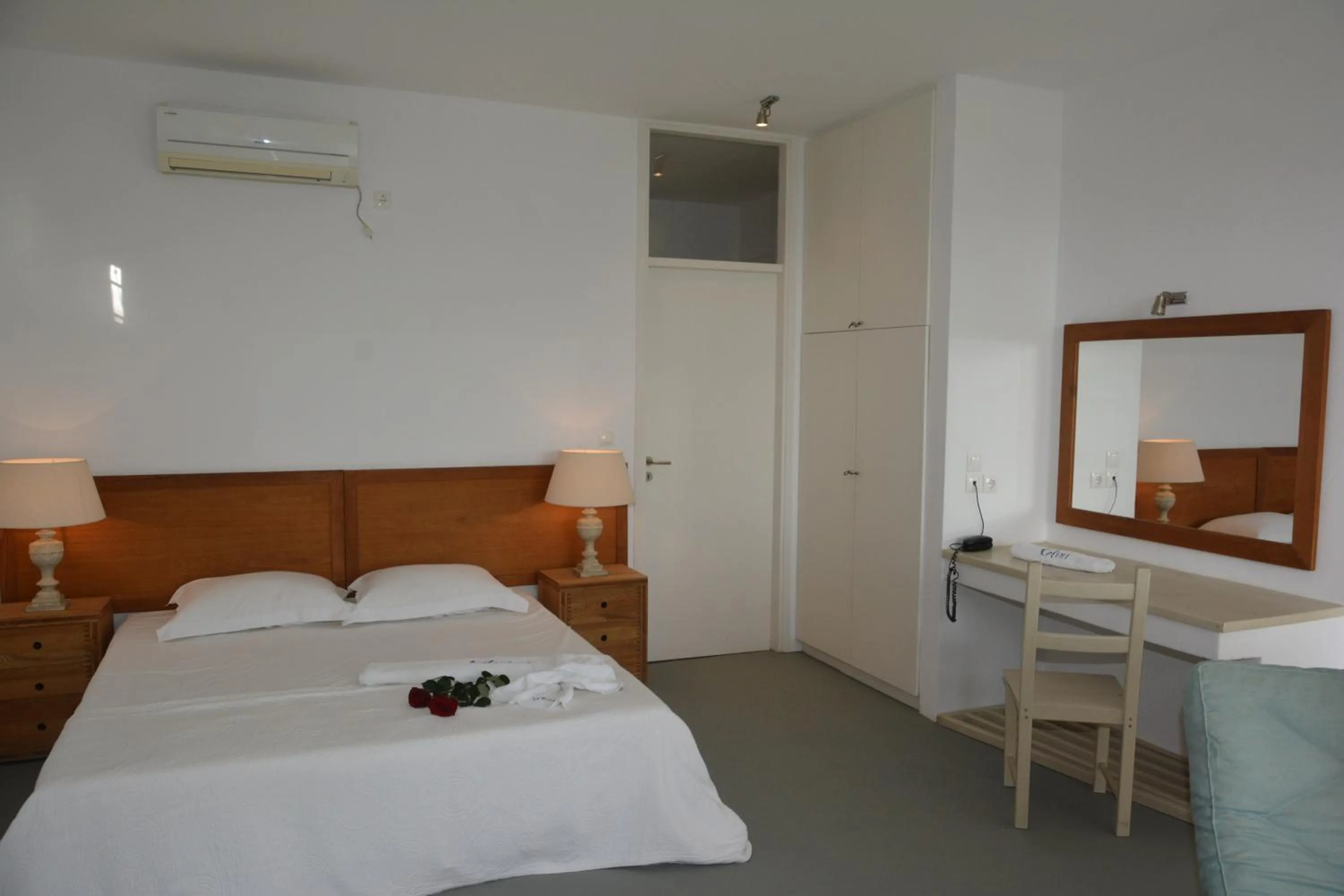 Bedroom, Bed in Celini Suites Hotel
