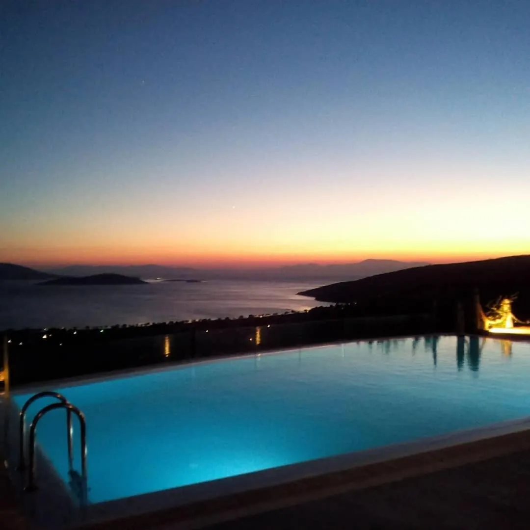 Sunset in Celini Suites Hotel
