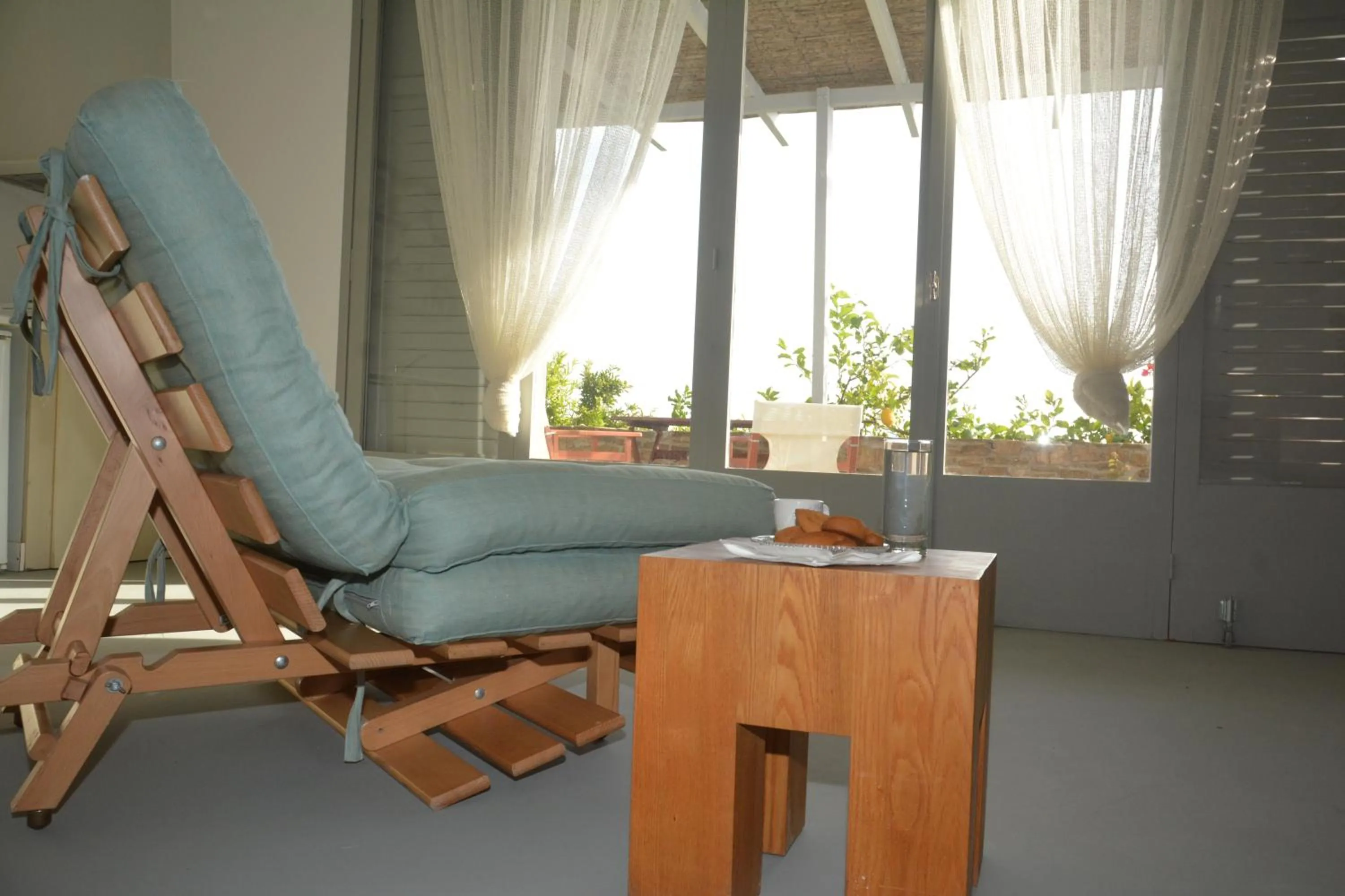bunk bed in Celini Suites Hotel