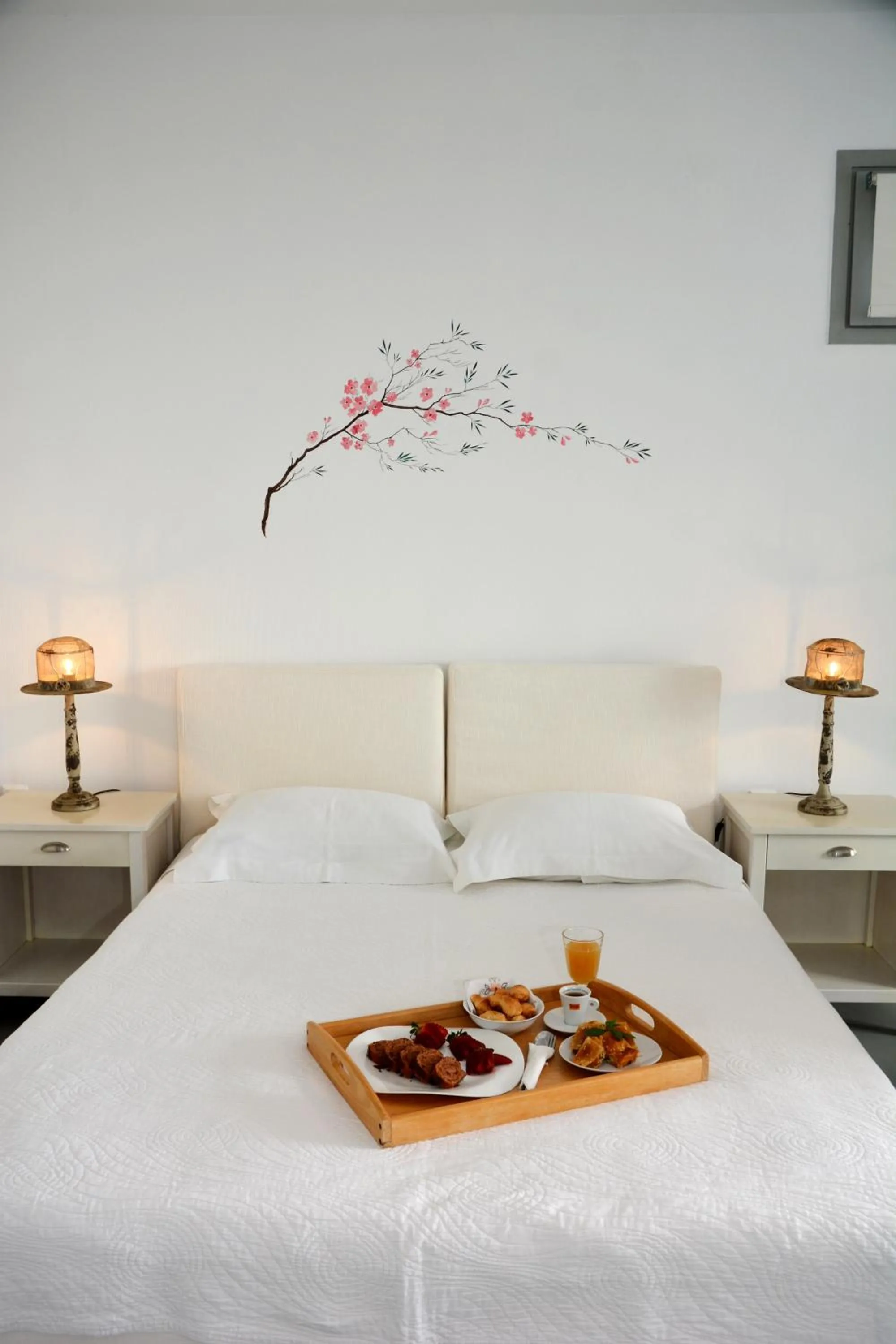 Bedroom, Bed in Celini Suites Hotel