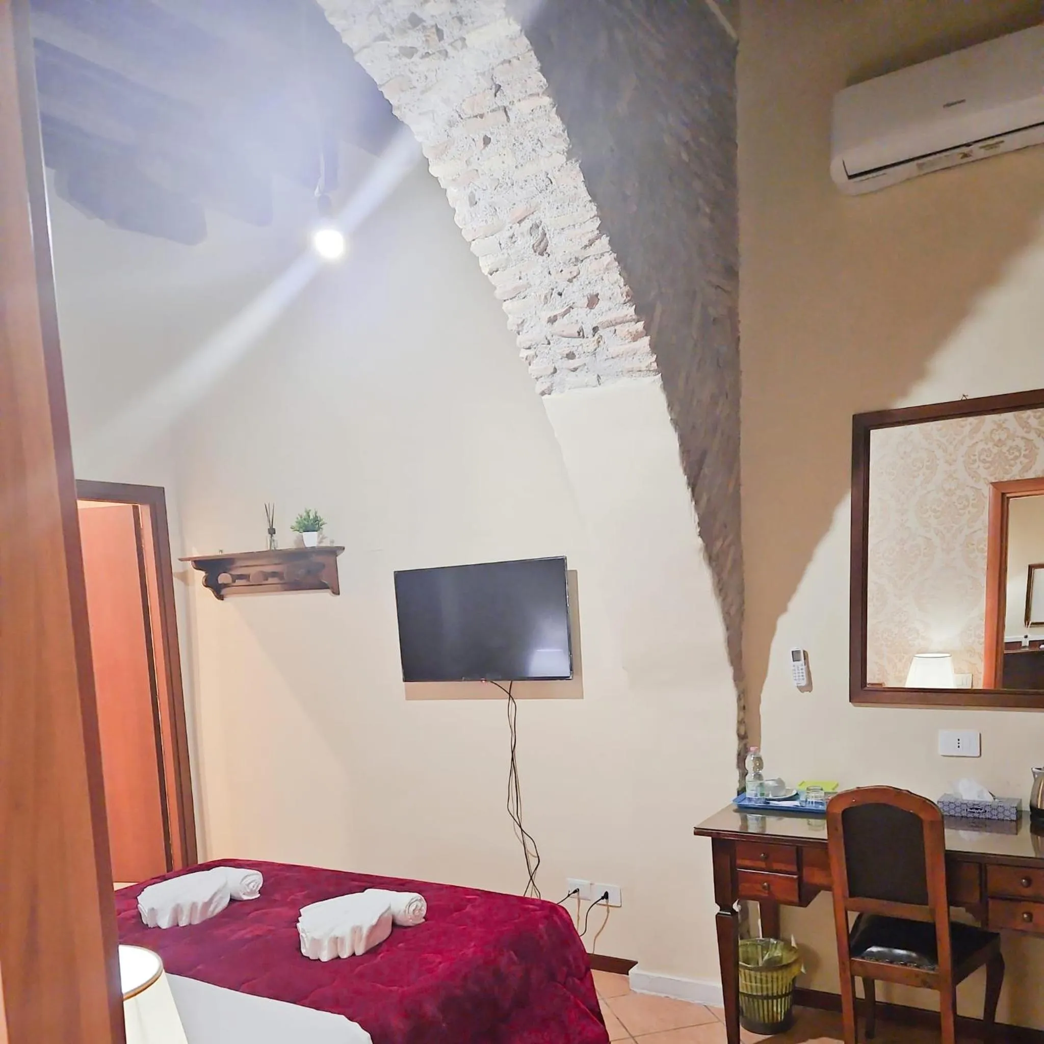 Bed in Hotel Giubileo