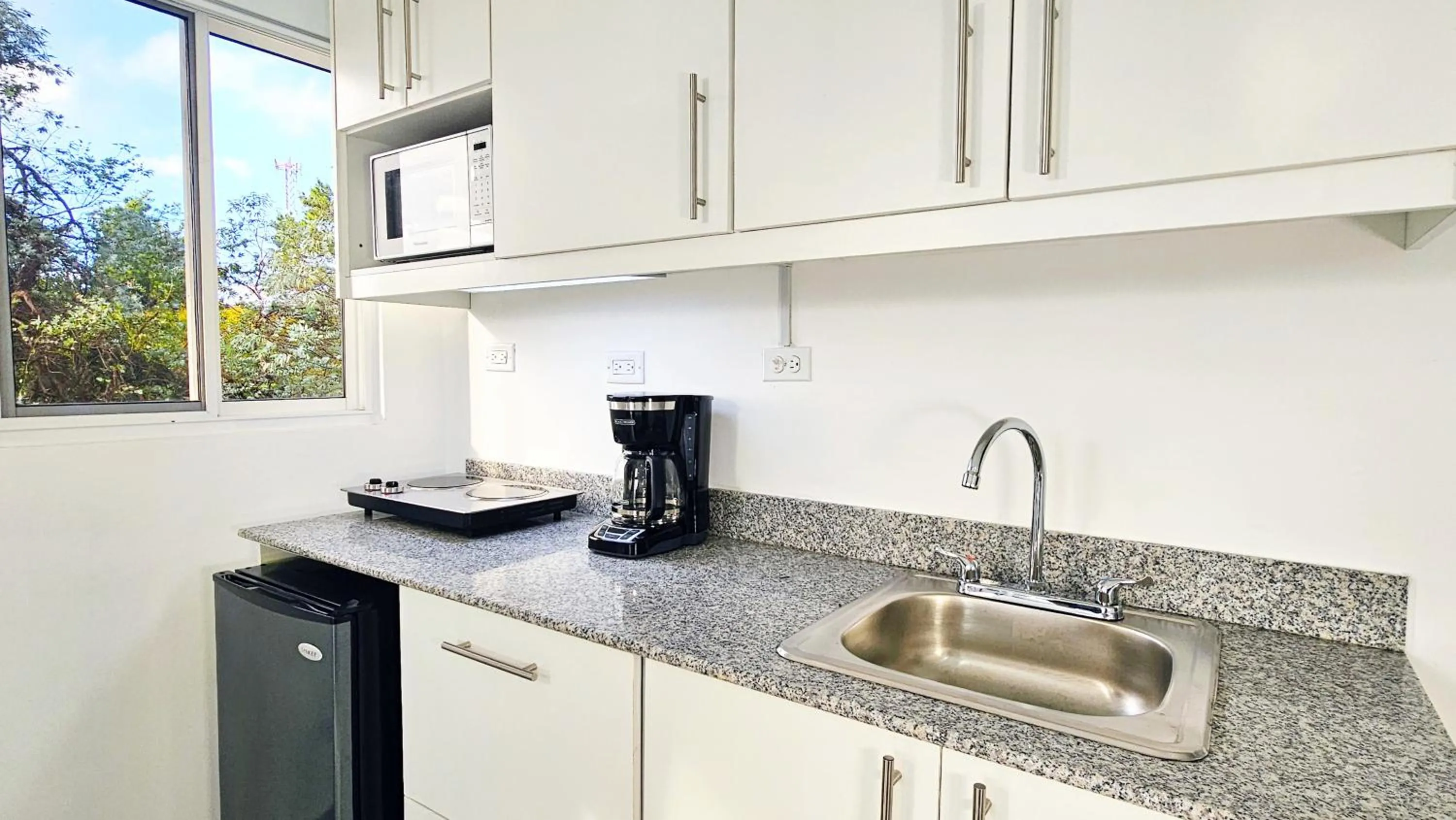 Coffee/tea facilities in Casa Reina by Villa Alejandro