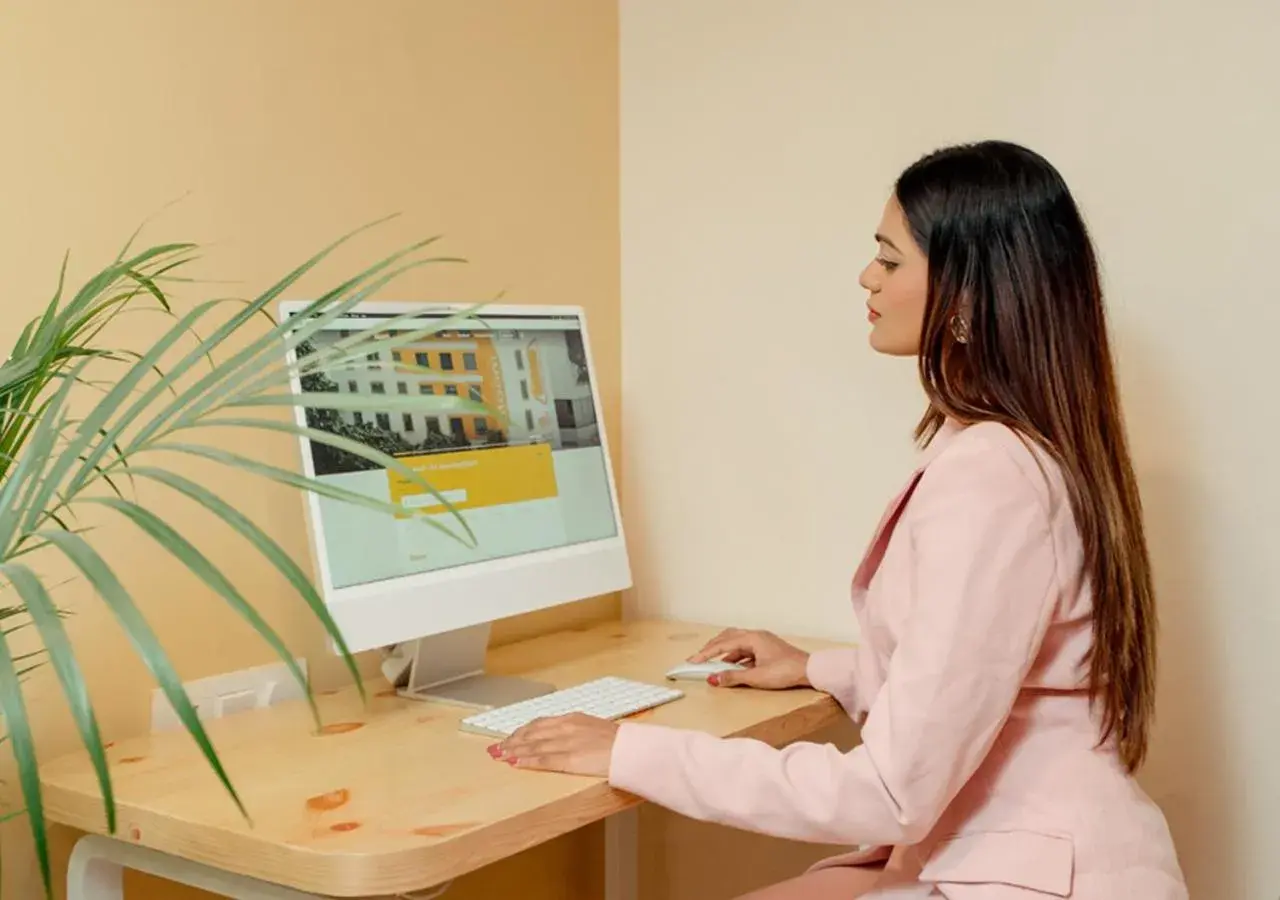 Lobby or reception in Bloom Hotel - DLF Road Gachibowli Lobby or reception in Bloom Hotel - DLF Road Gachibowli