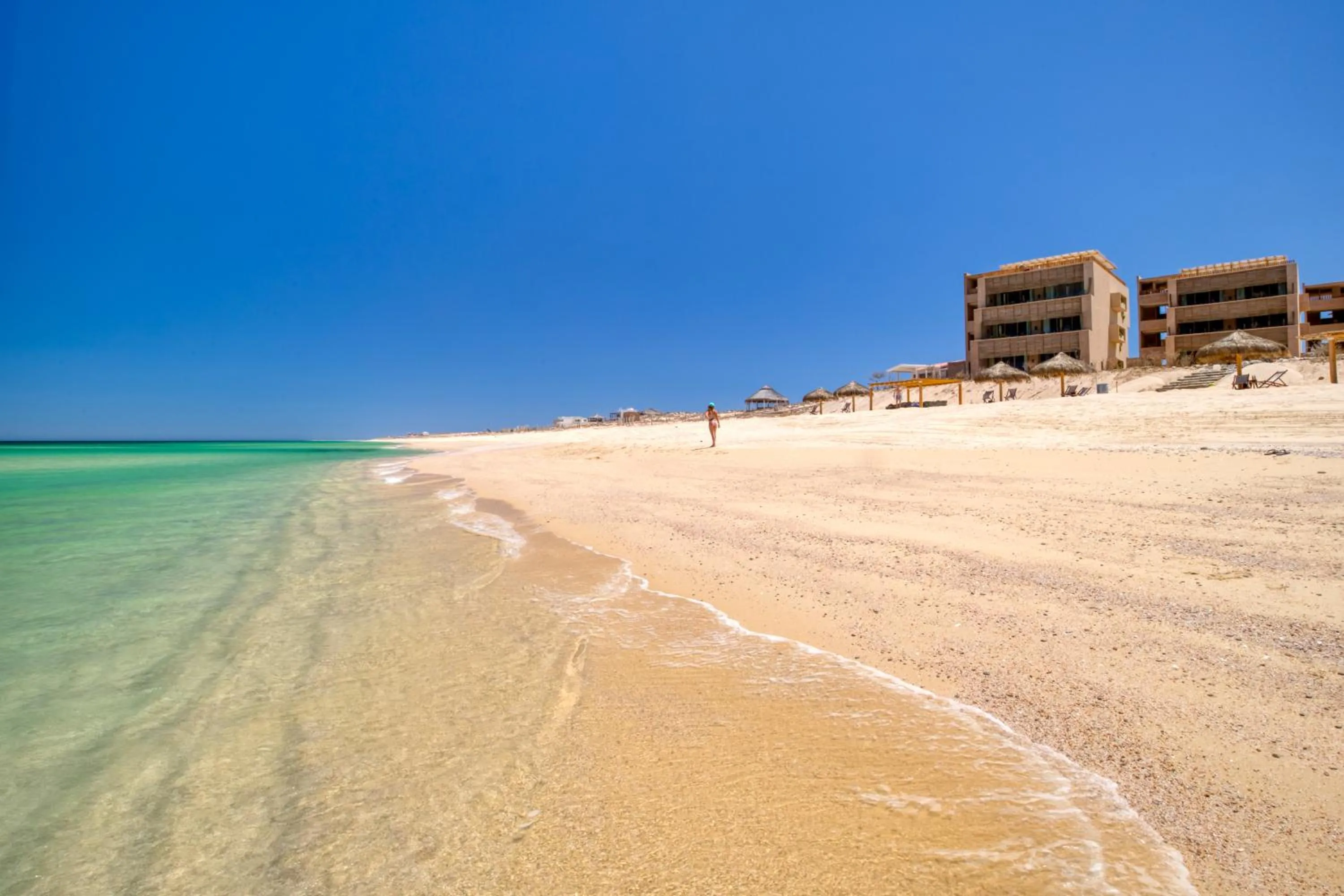 Day in Amina Wind Resort by Tasman