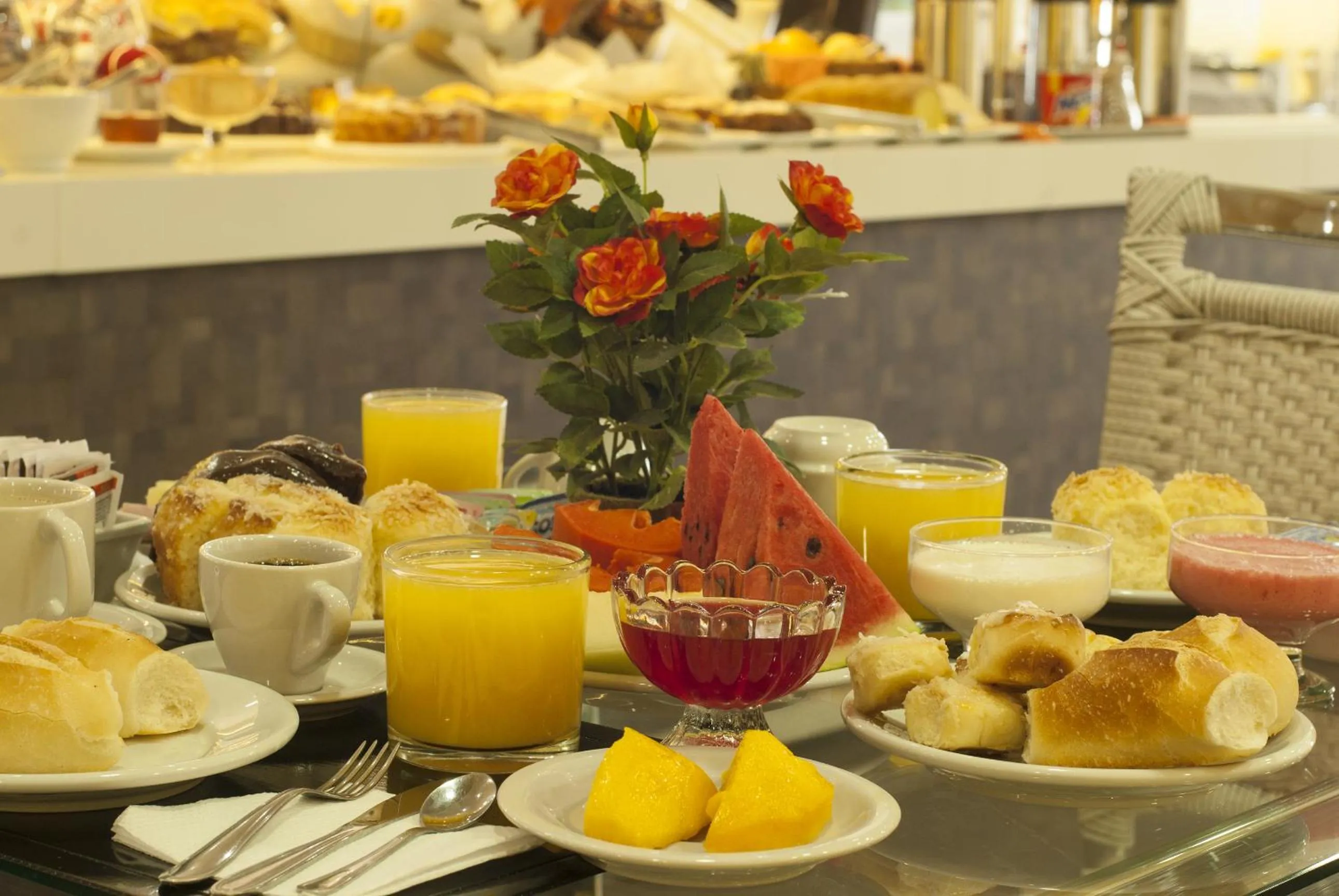 Restaurant/places to eat in JP Palace Hotel