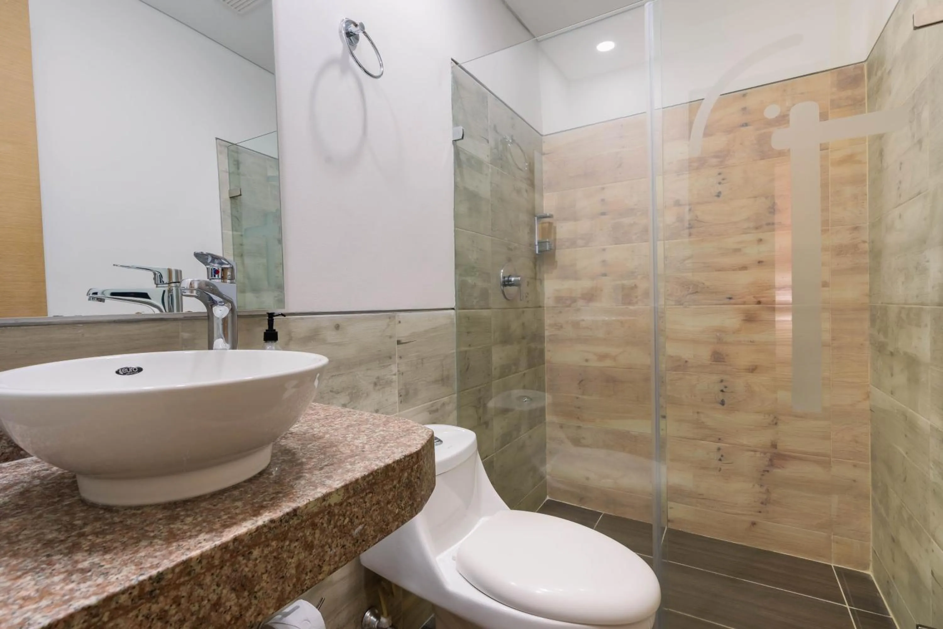 Bathroom in Hotel Time Oclock