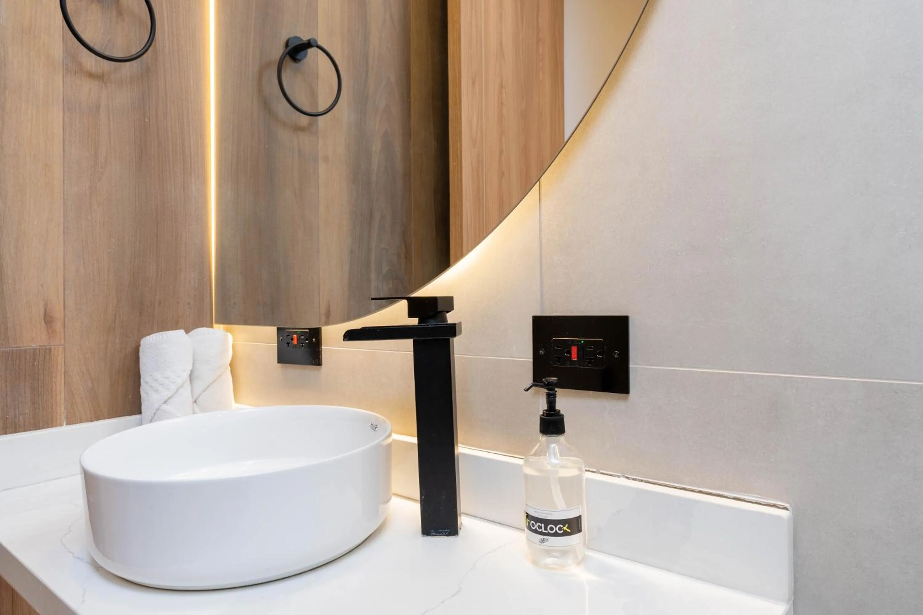 Bathroom in Hotel Time Oclock