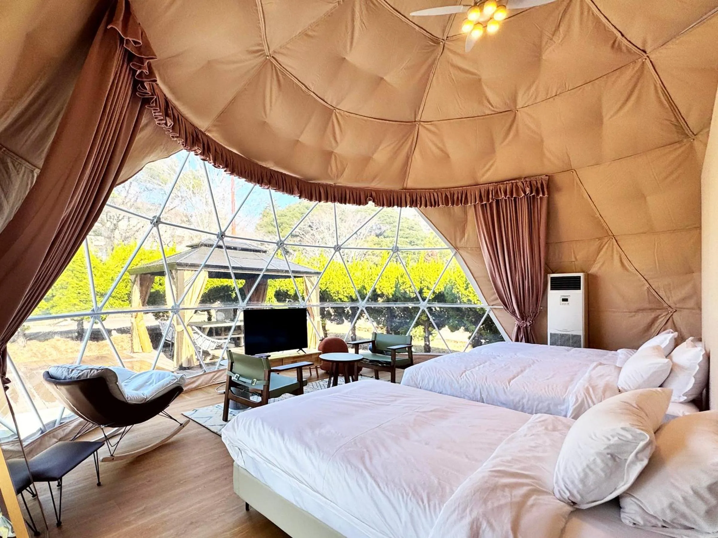 Bed in UE Garden Resort