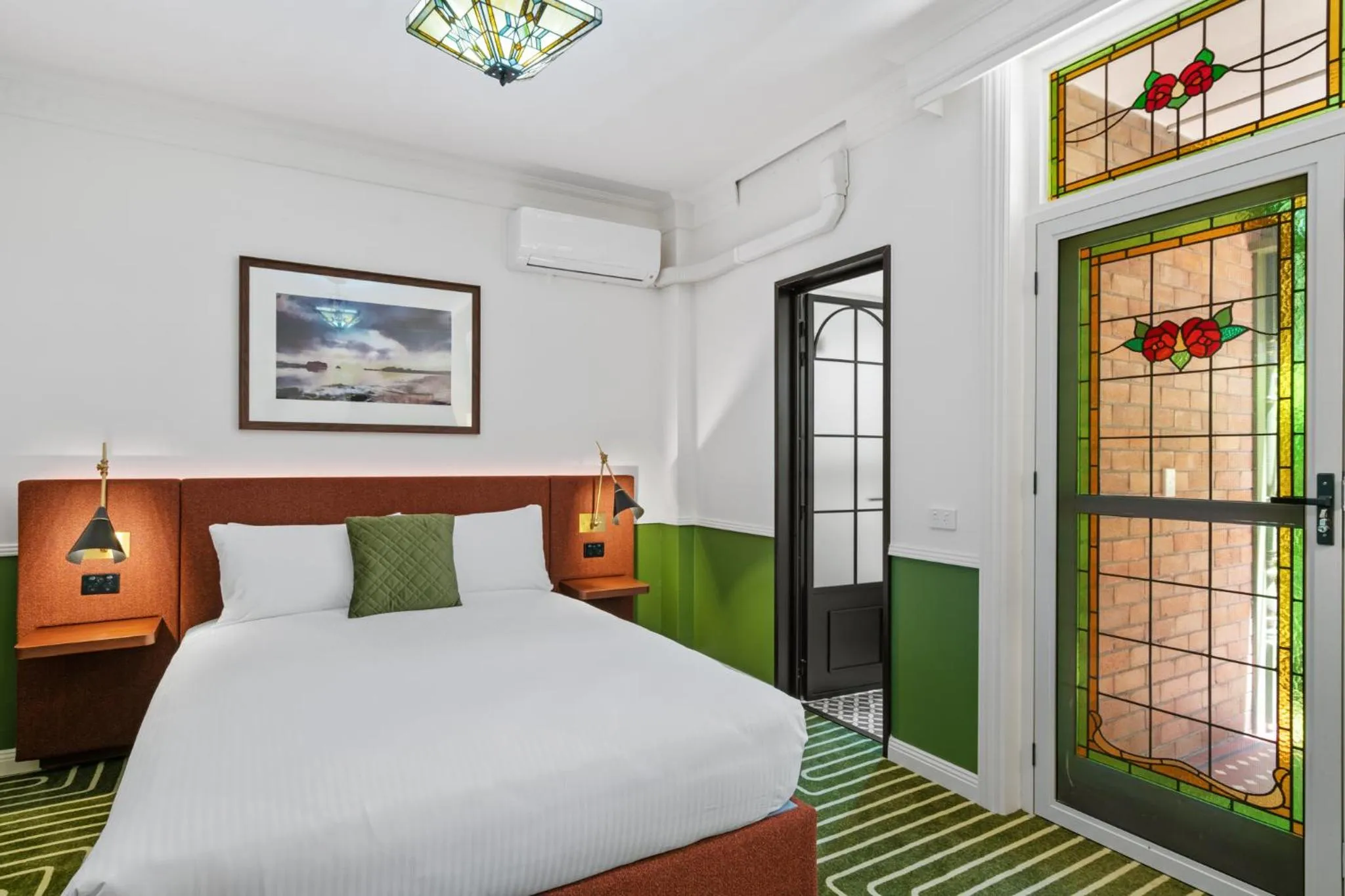 Bedroom, Bed in Silkari The Charrington at Chatswood