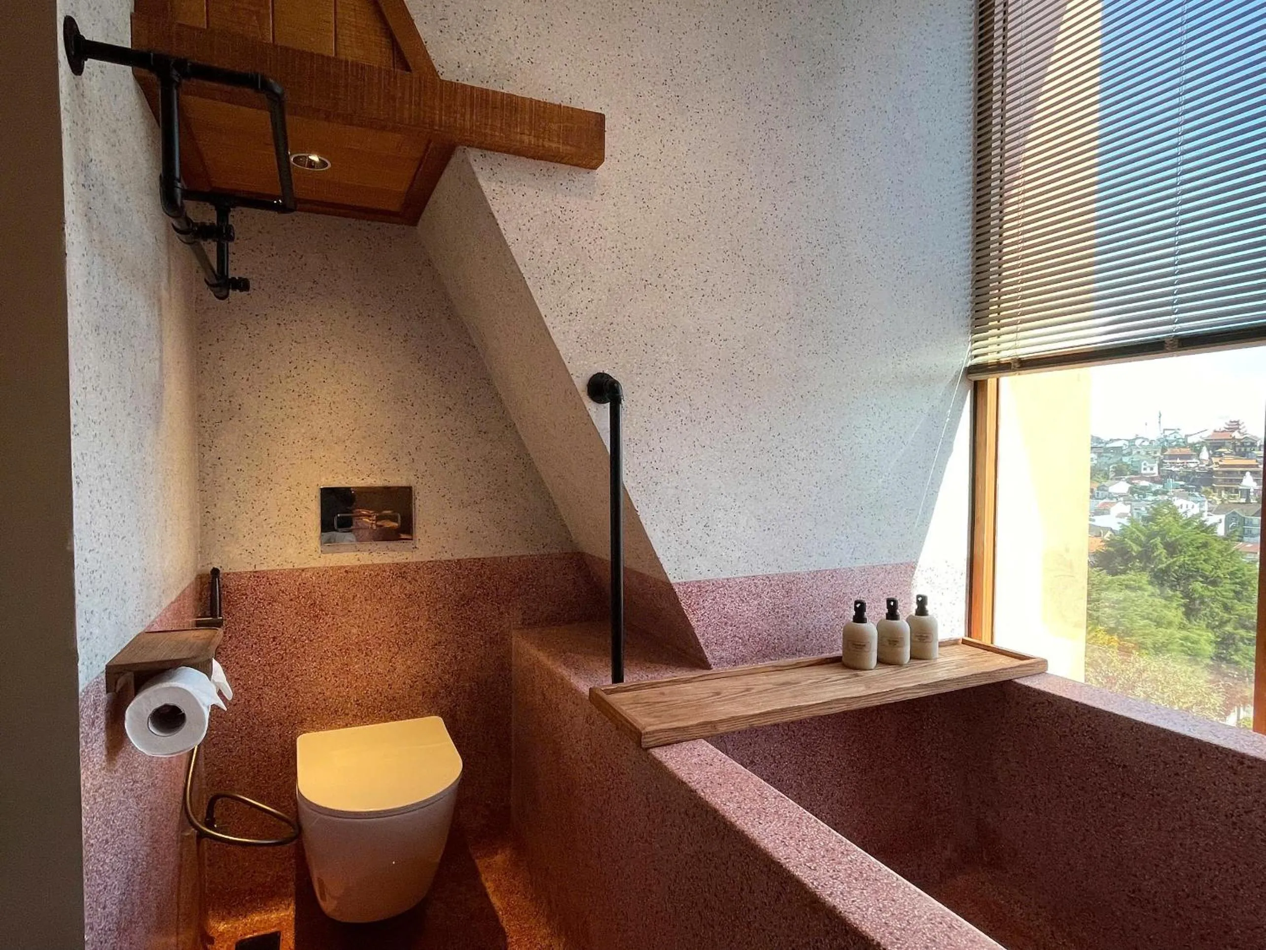 Hot Tub in The Pink Boutique Hotel